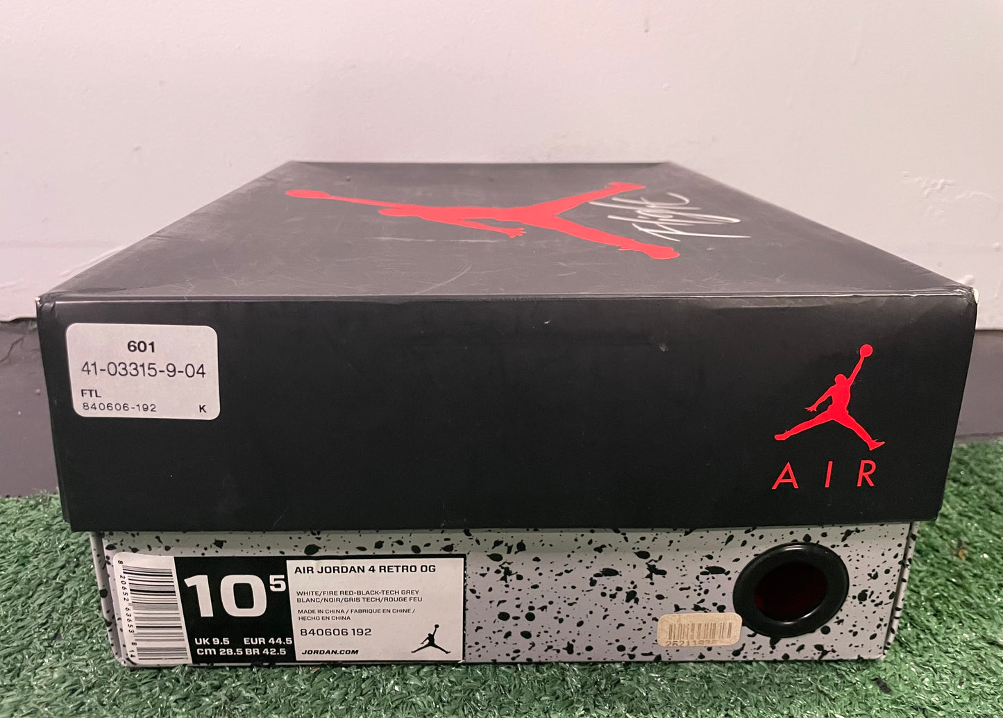 Air Jordan 4 cement 2016 size 10.5men/12women