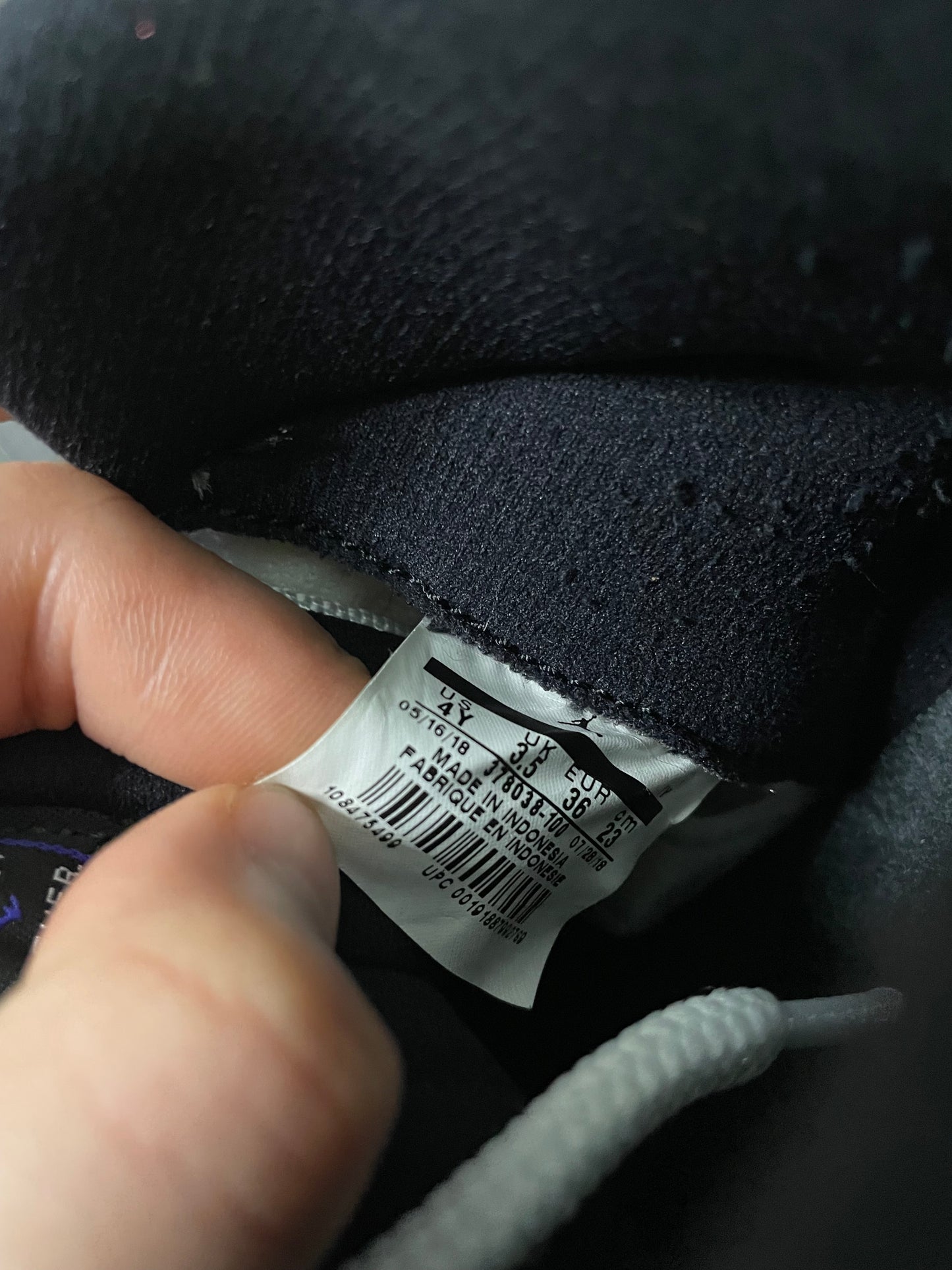 Air Jordan 11 concord 2018 size 4youth/5.5women