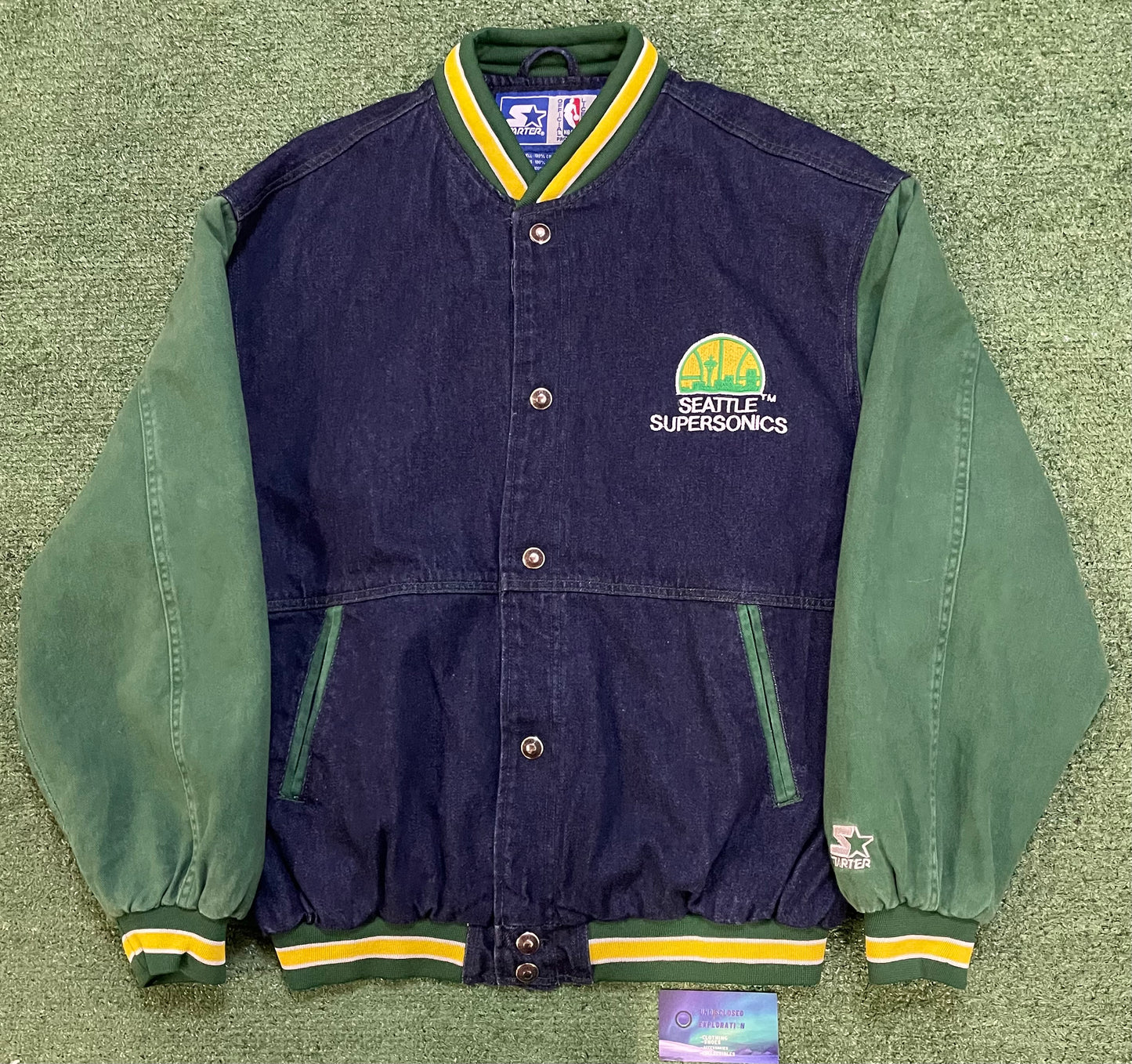 Vintage 1990s Seattle supersonics denim jacket