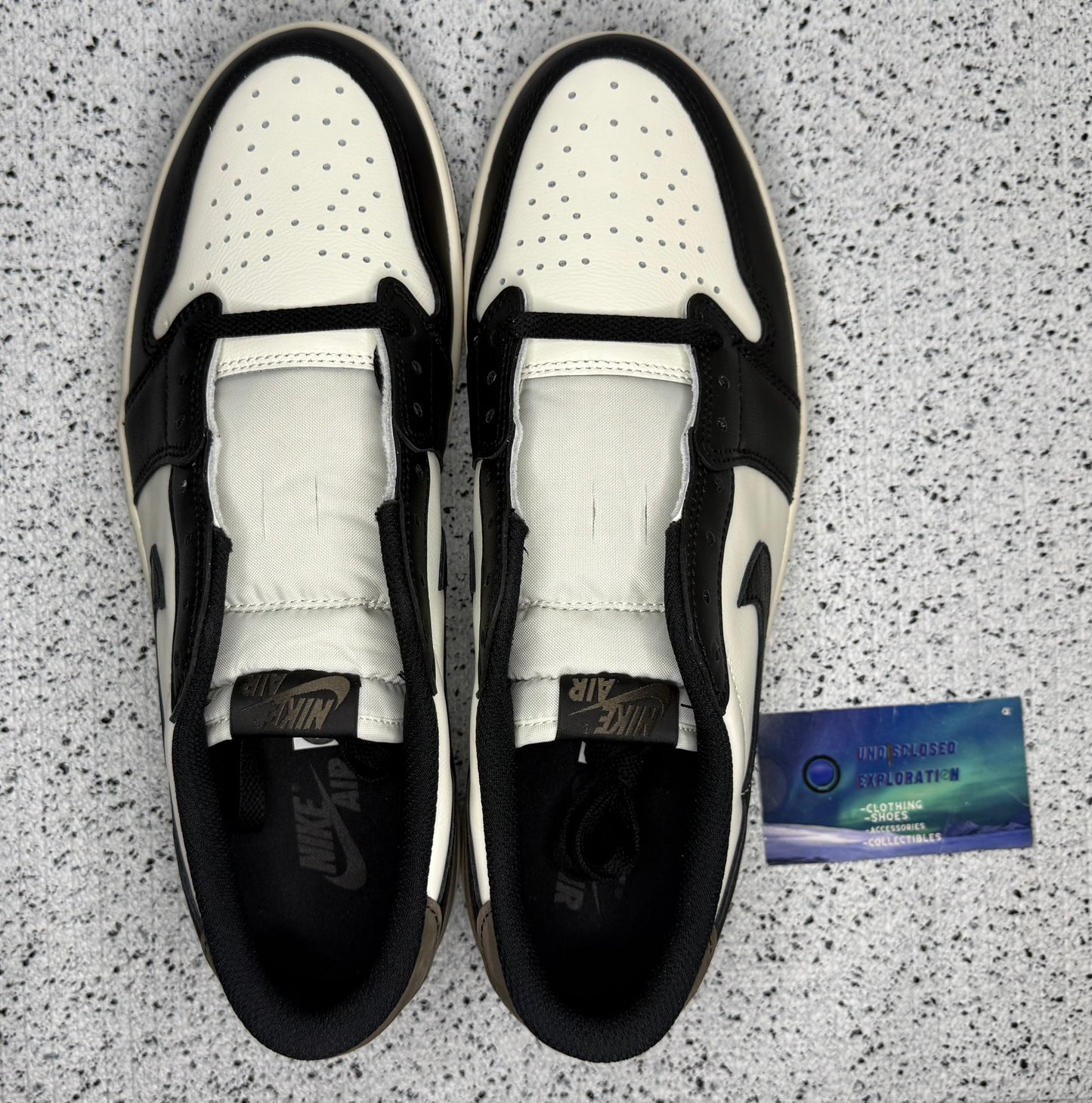 Jordan 1 Low Mocha