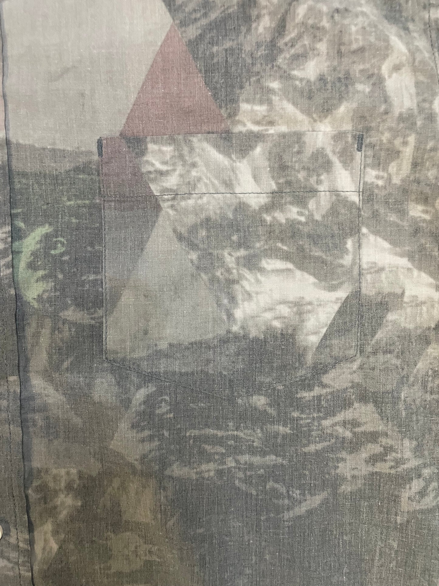 Vintage Camo Tony Hawk button up tee