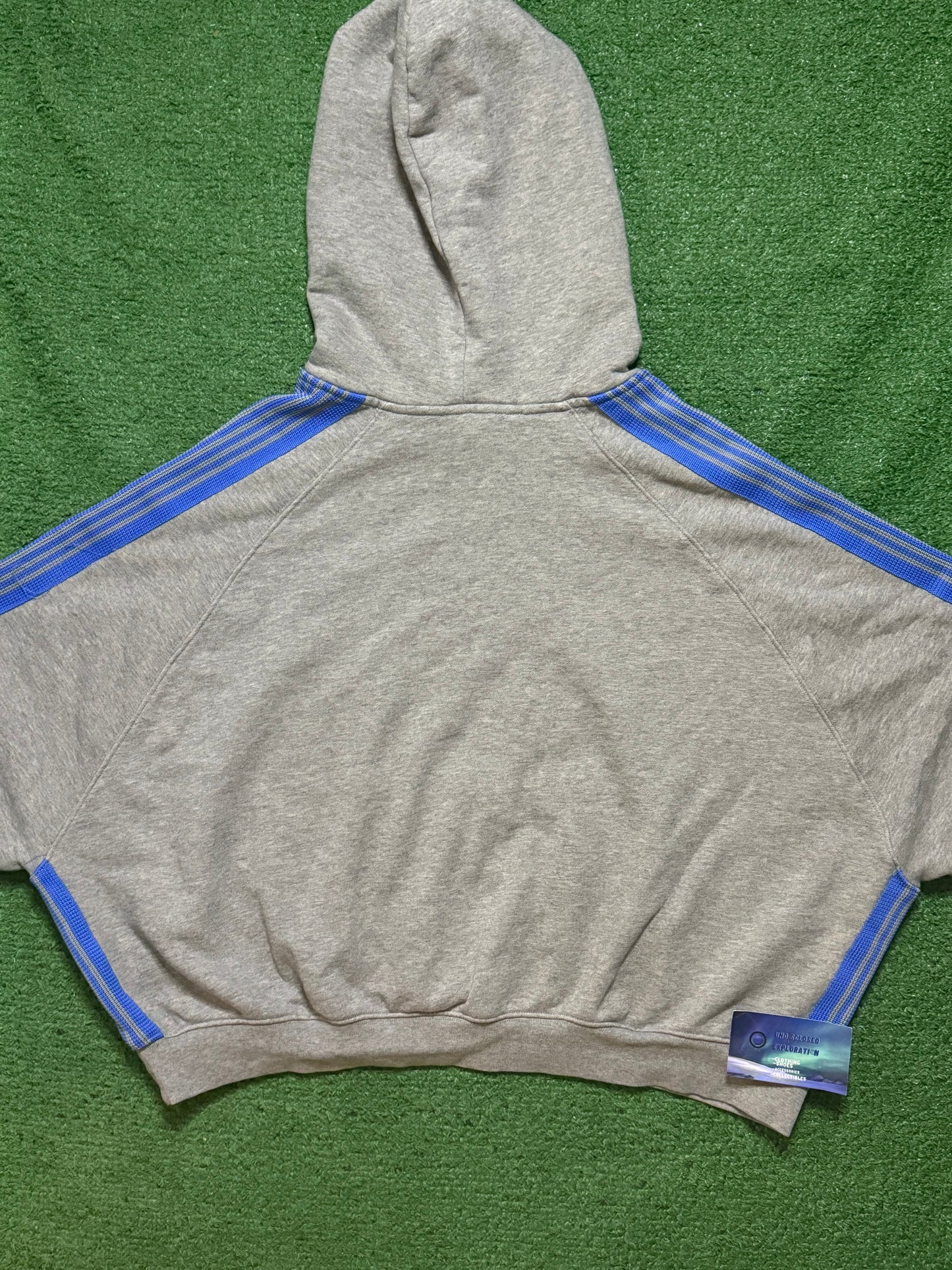 GV Raspberry Hills Platinum Star Hoodie Blue