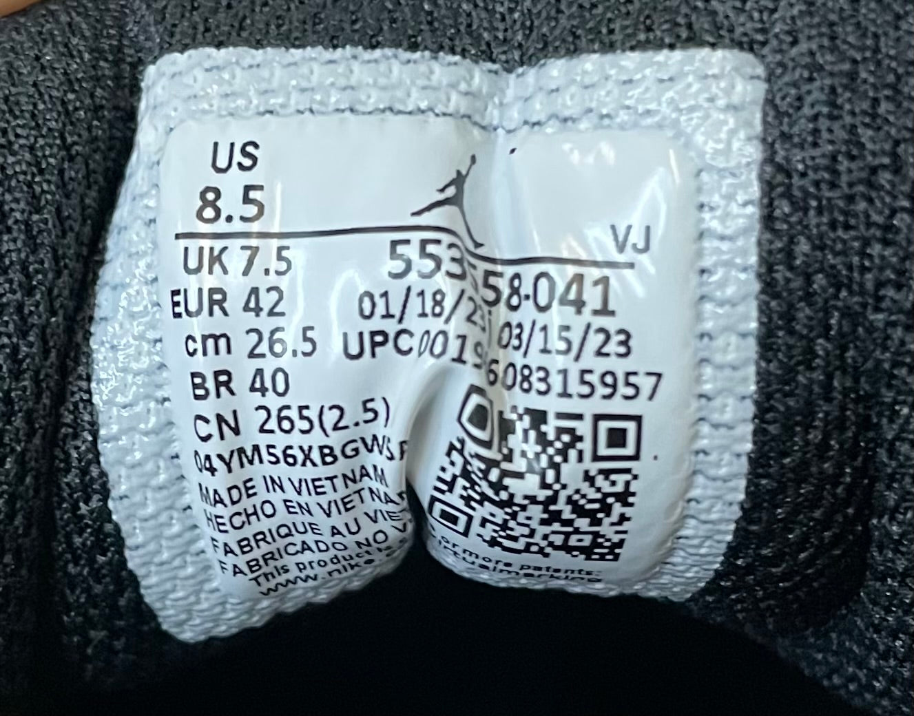 Jordan 1 low university blue size 8.5men/10women