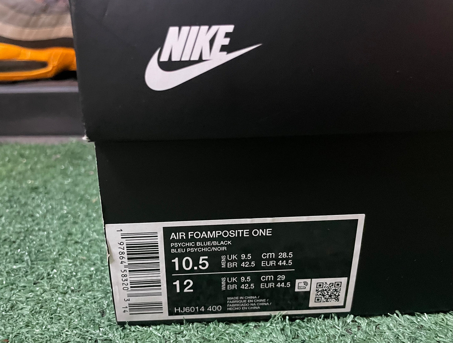 Nike Air Foamposite One psychic blue size 10.5men/12women