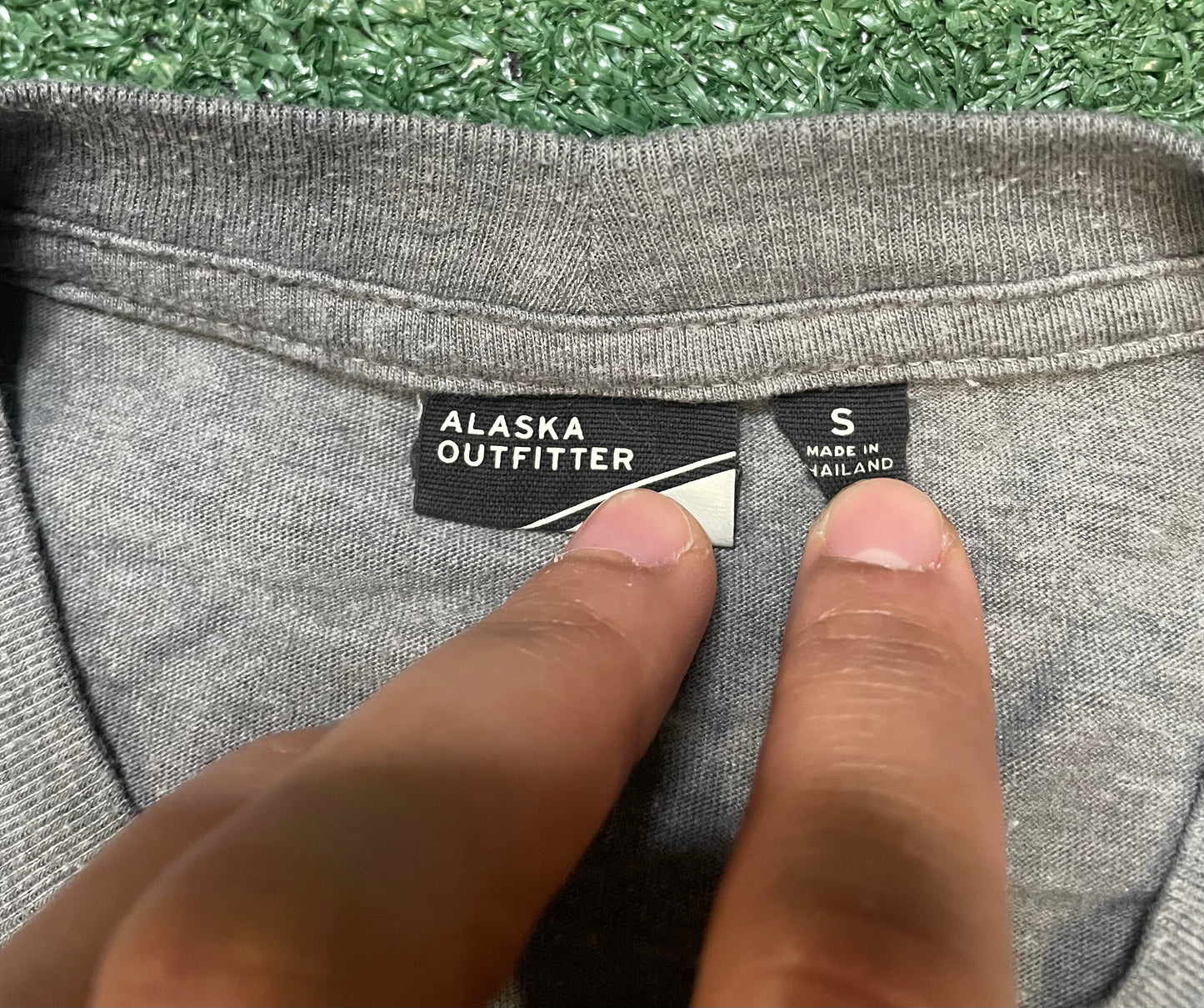 Filson Unfailing goods grey & green tee