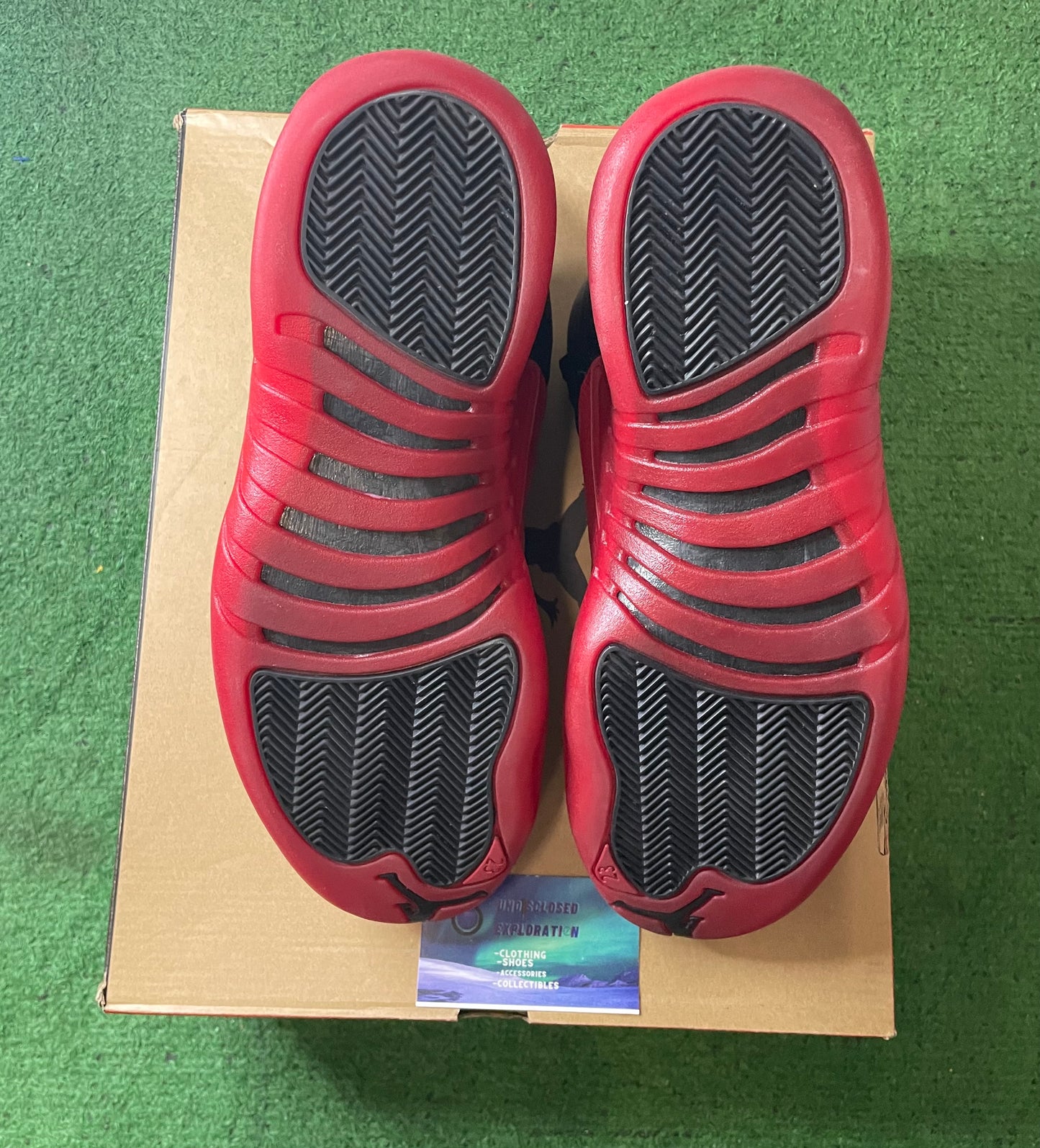 Jordan 12 Flu Game 2016 size 11men/12.5women