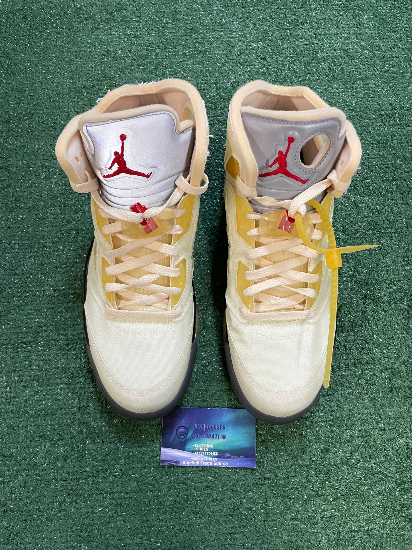 Jordan 5 x Off white sail