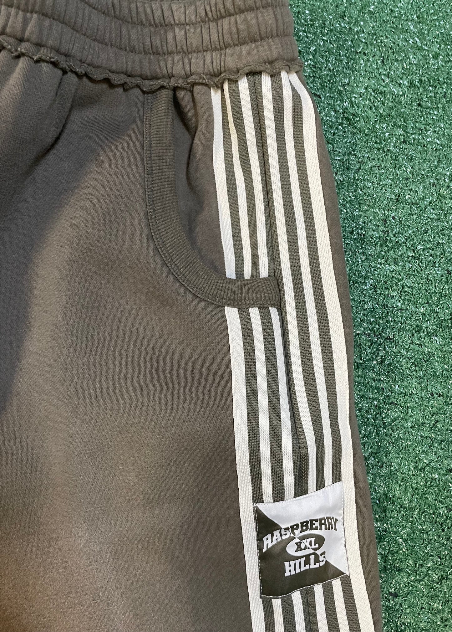 GV Raspberry Hills coffee lil Leon sweatpants