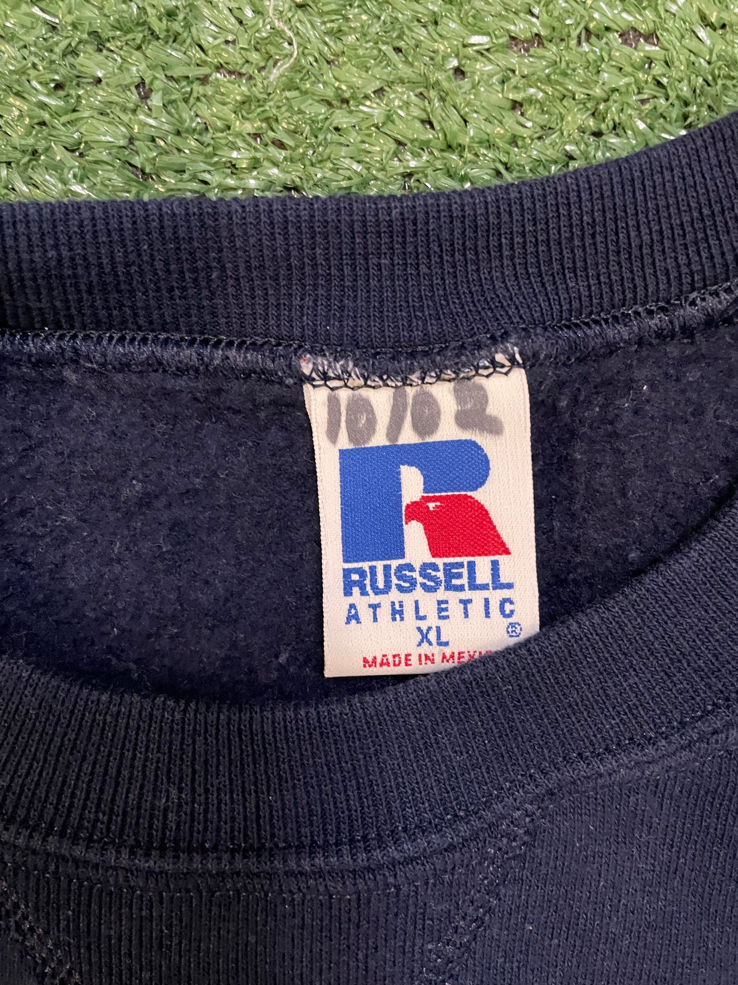 Vintage 1990s Russell navy essential crewneck