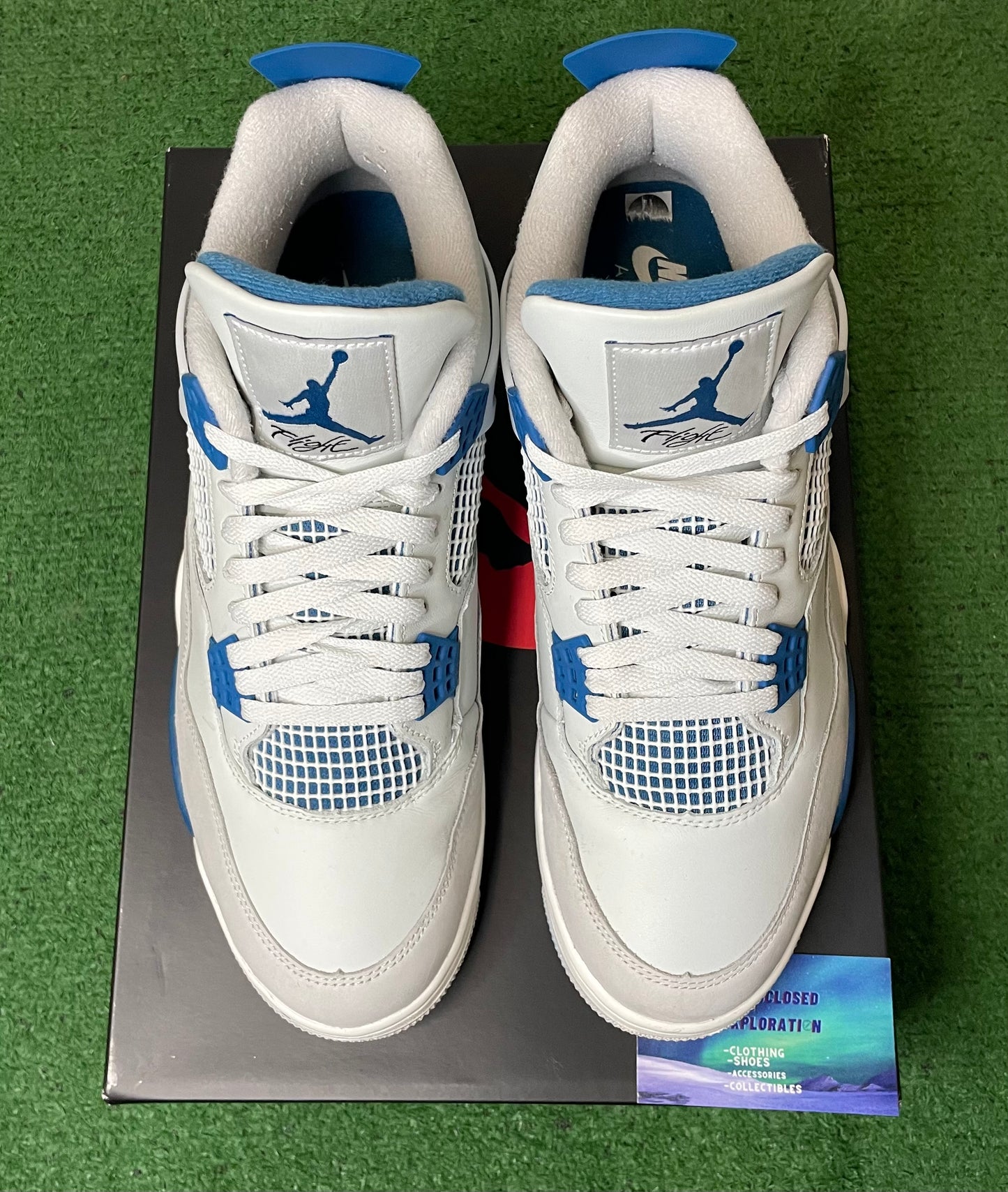 Jordan 4 military 2024 size 12men/13.5women