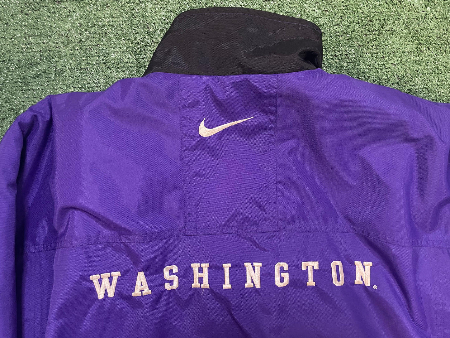 Vintage 1990s Nike university of Washington UW jacket