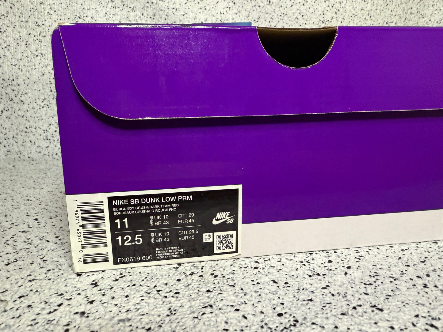 Nike Dunk Sb Low Burgandy Crush