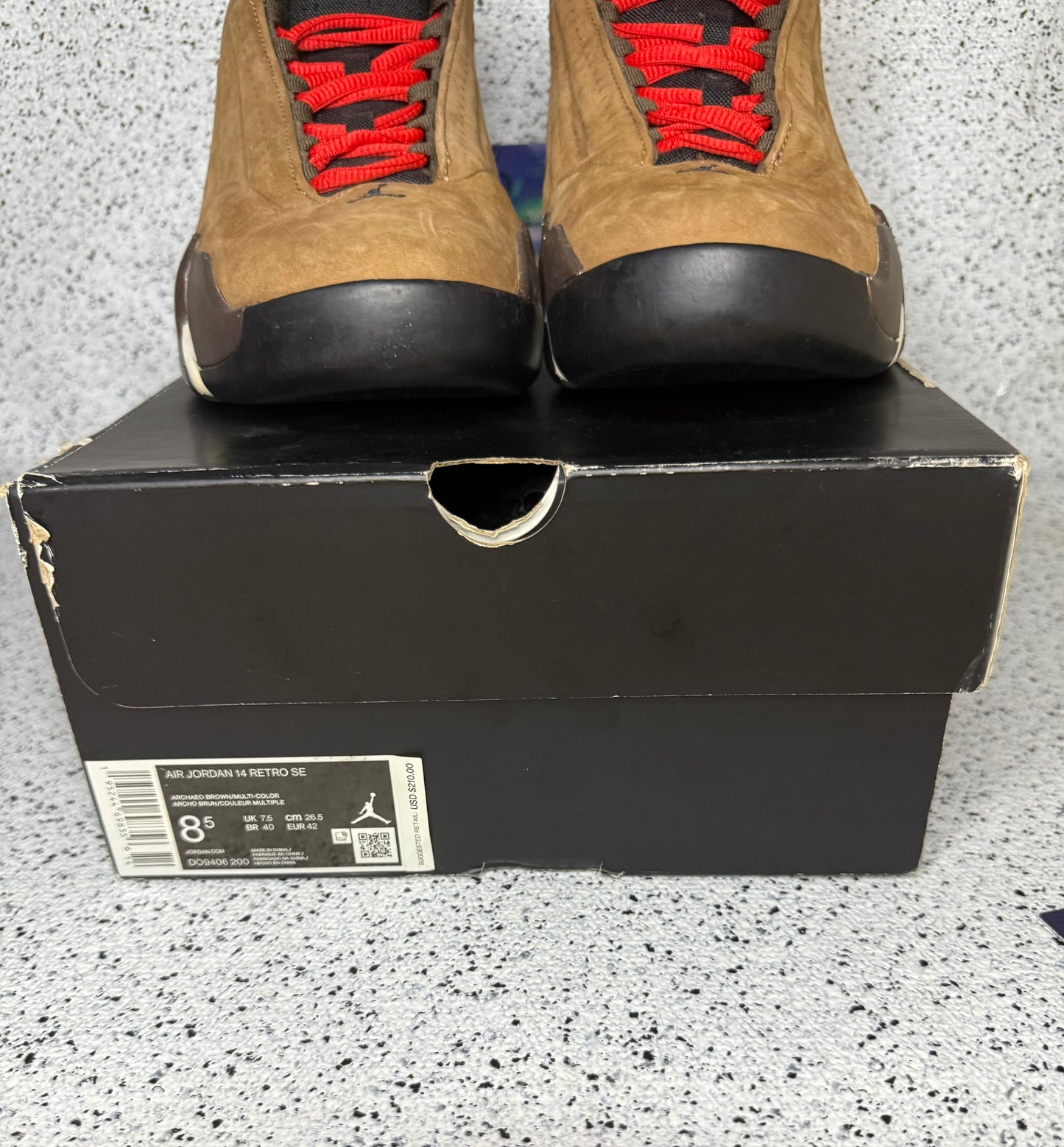 Jordan 14 Winterized 8.5 Men/10 Women