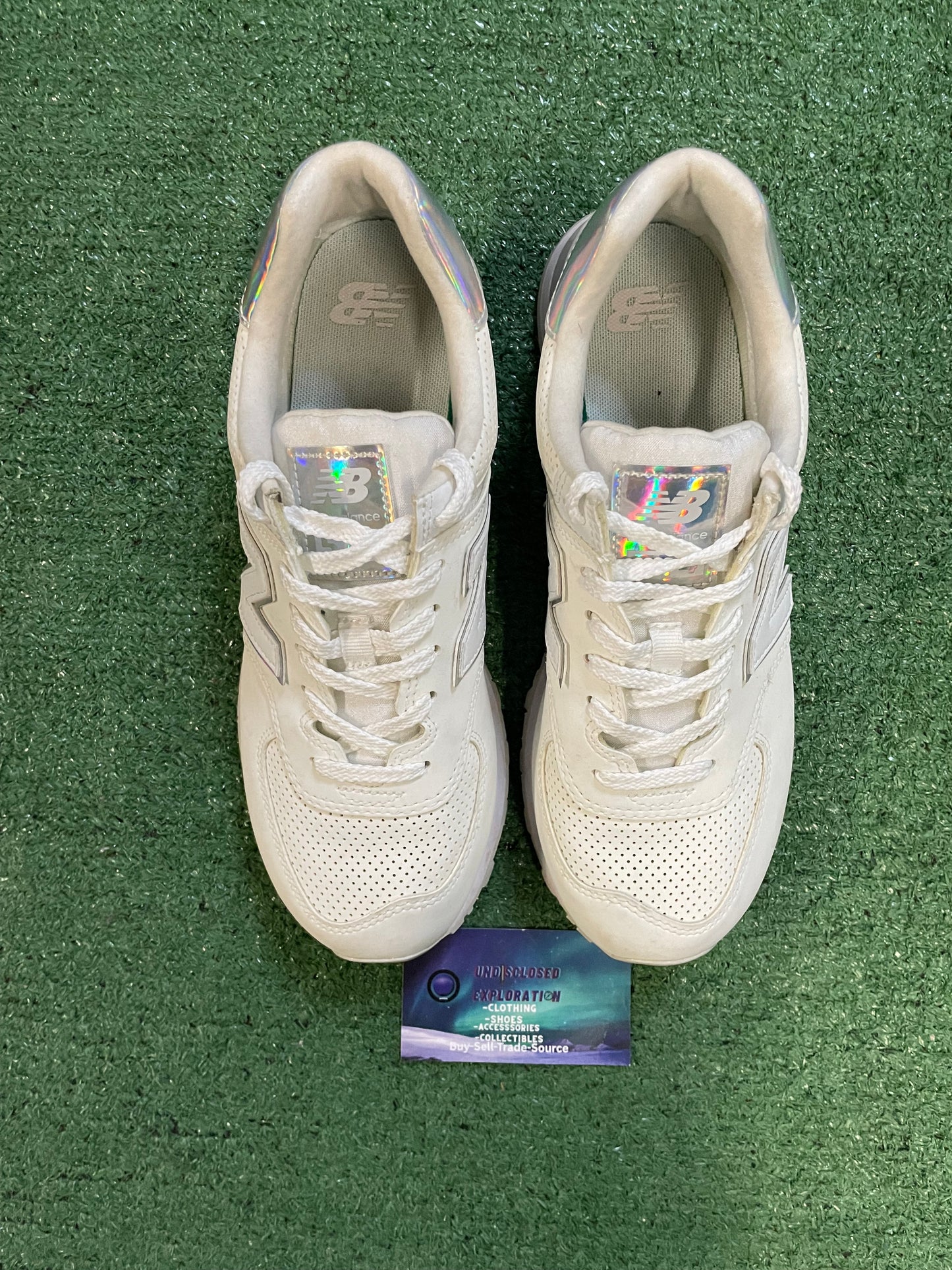 New Balance 574 white size 7.5men/9women