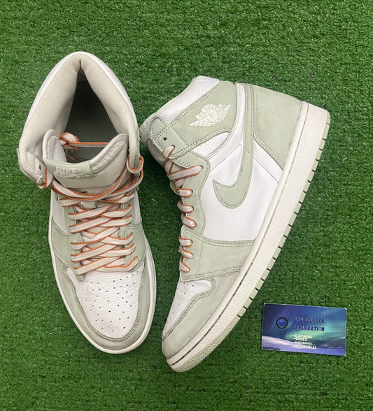 Jordan 1 Seafoam 10.5 Men/12 Women “Preowned”