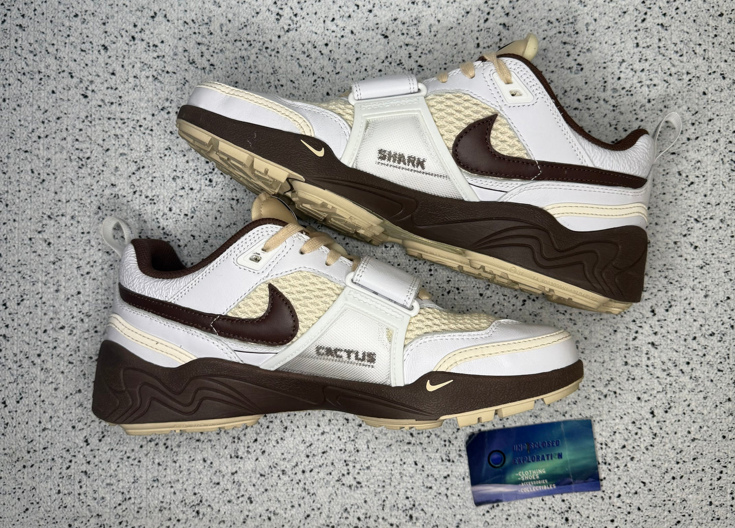 Nike Zoom Field Jaxx Light Chocolate 10 Men/11.5 Women “Preowned”