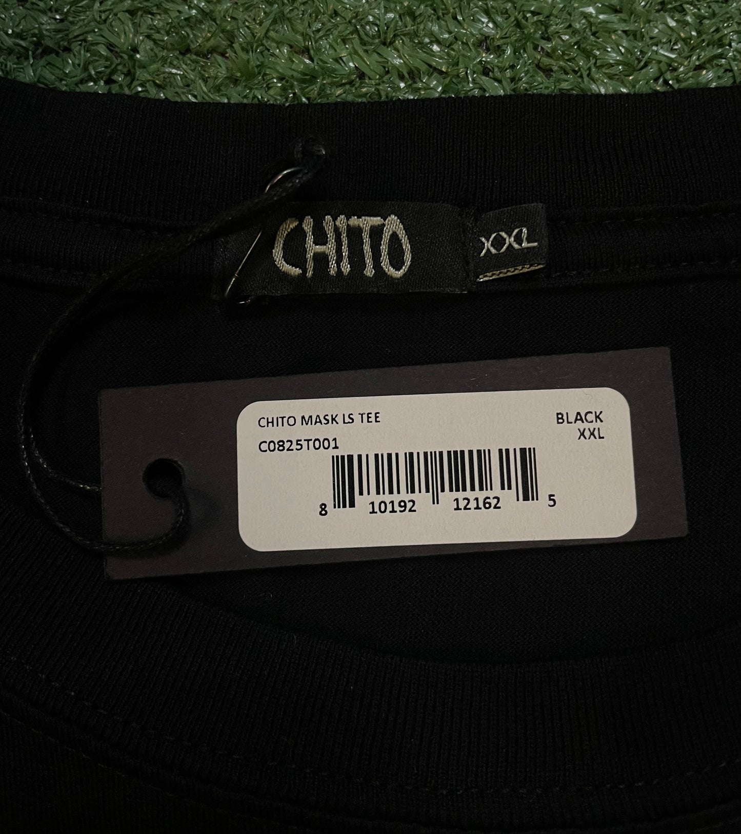 CHITO mask black longsleeve