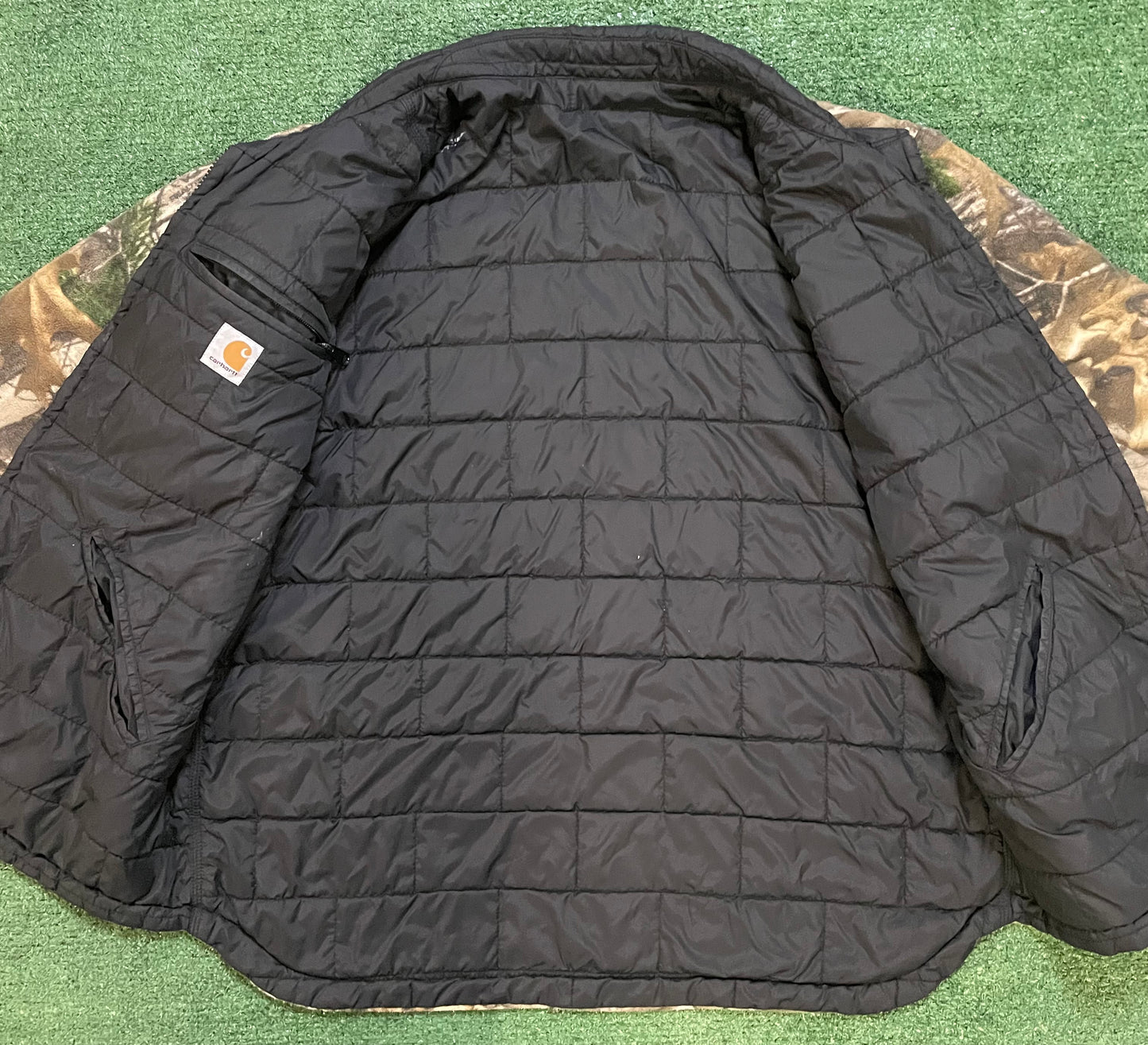 Carhartt real tree camo Reversible fleece
