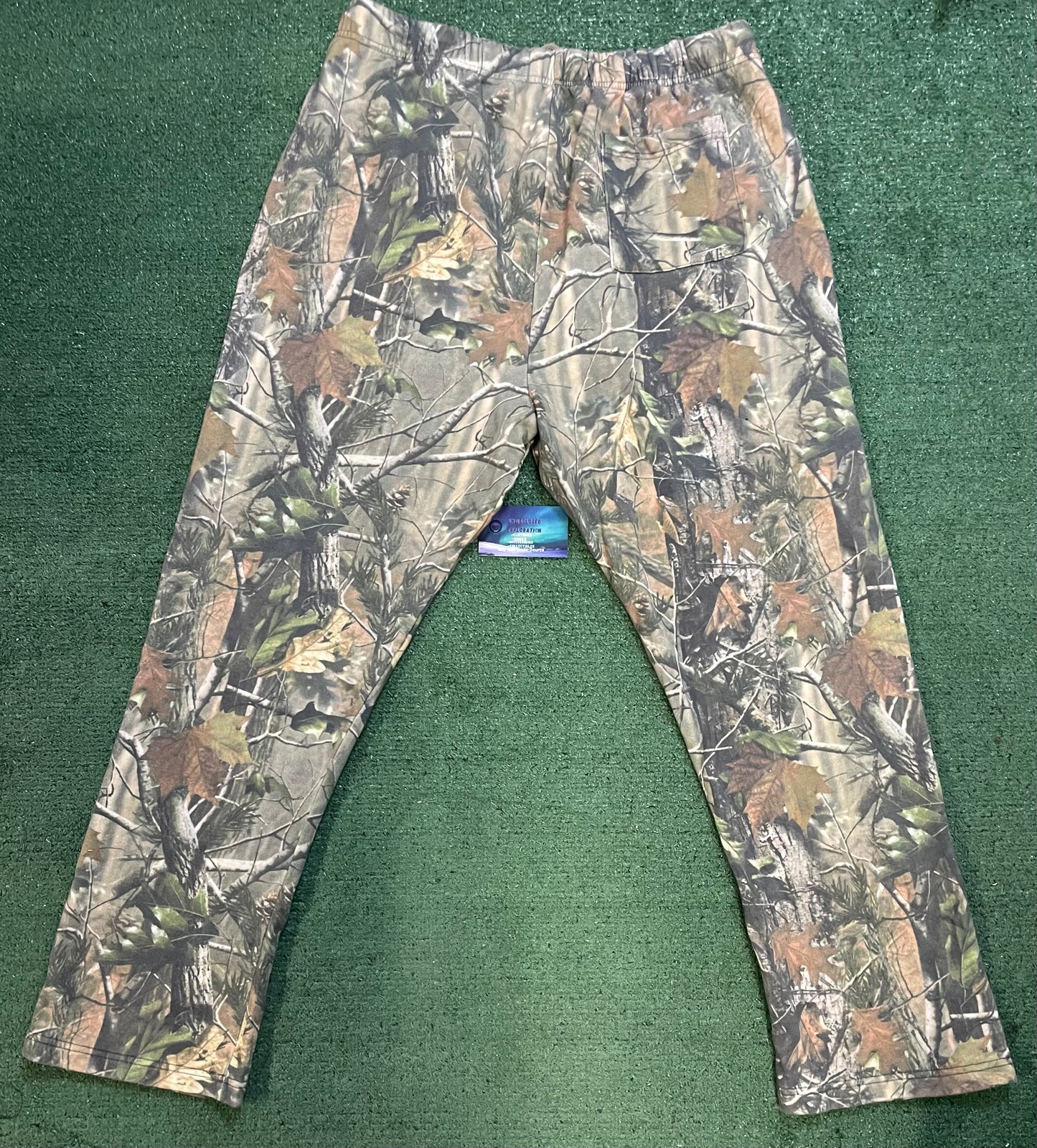 Leaf Camo straight leg sweatpants