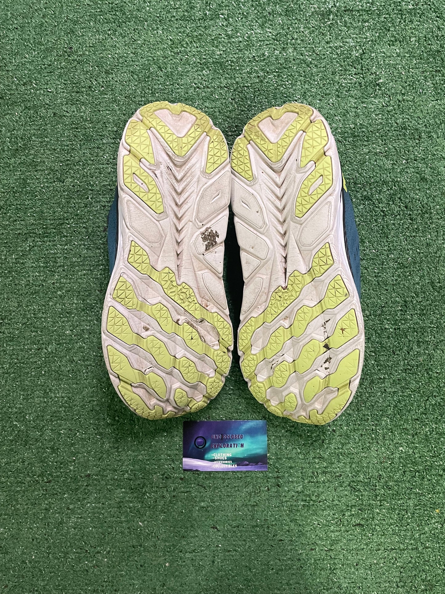 Hoka Clifton 8 size 10men/11.5women