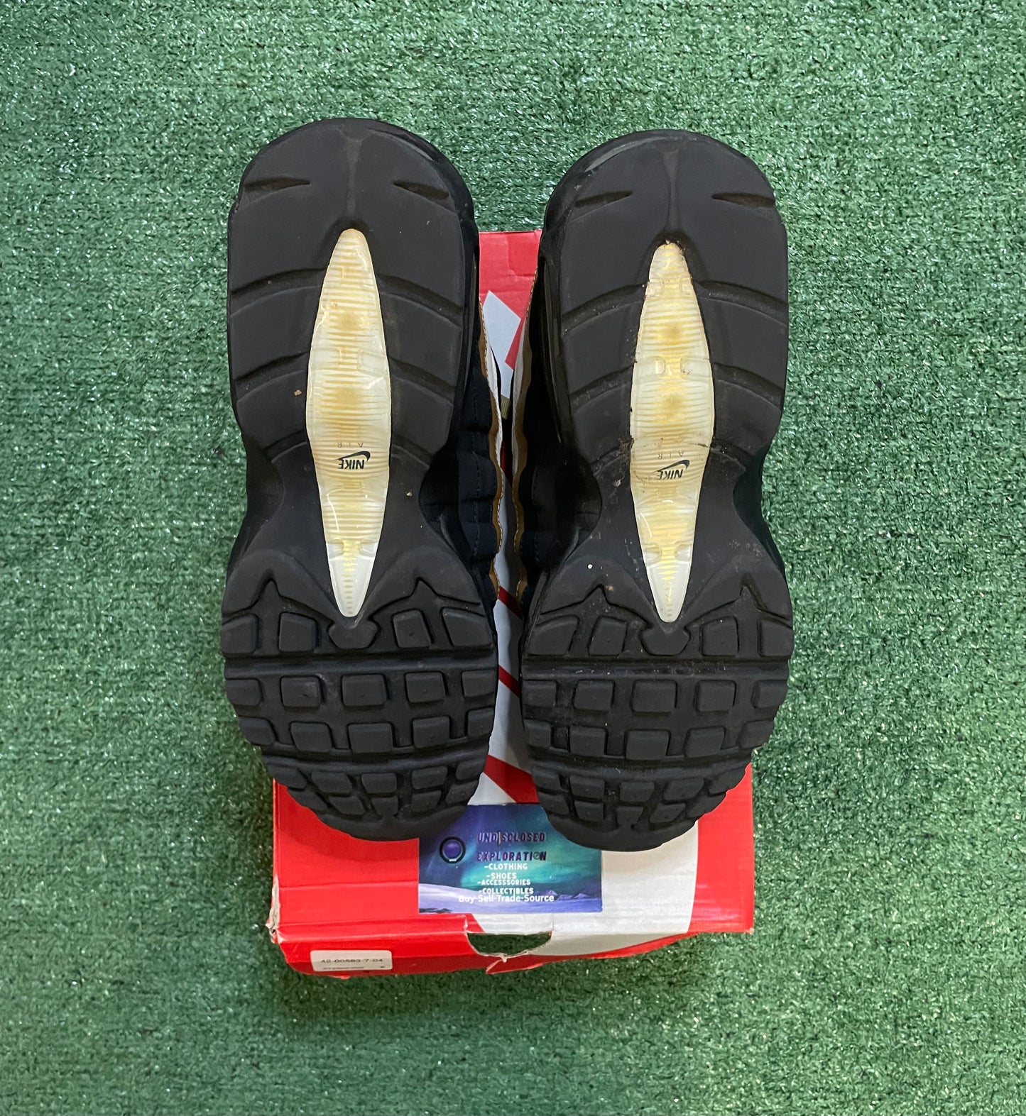 Nike Air Max 95 OG black gold size 11men/12.5women