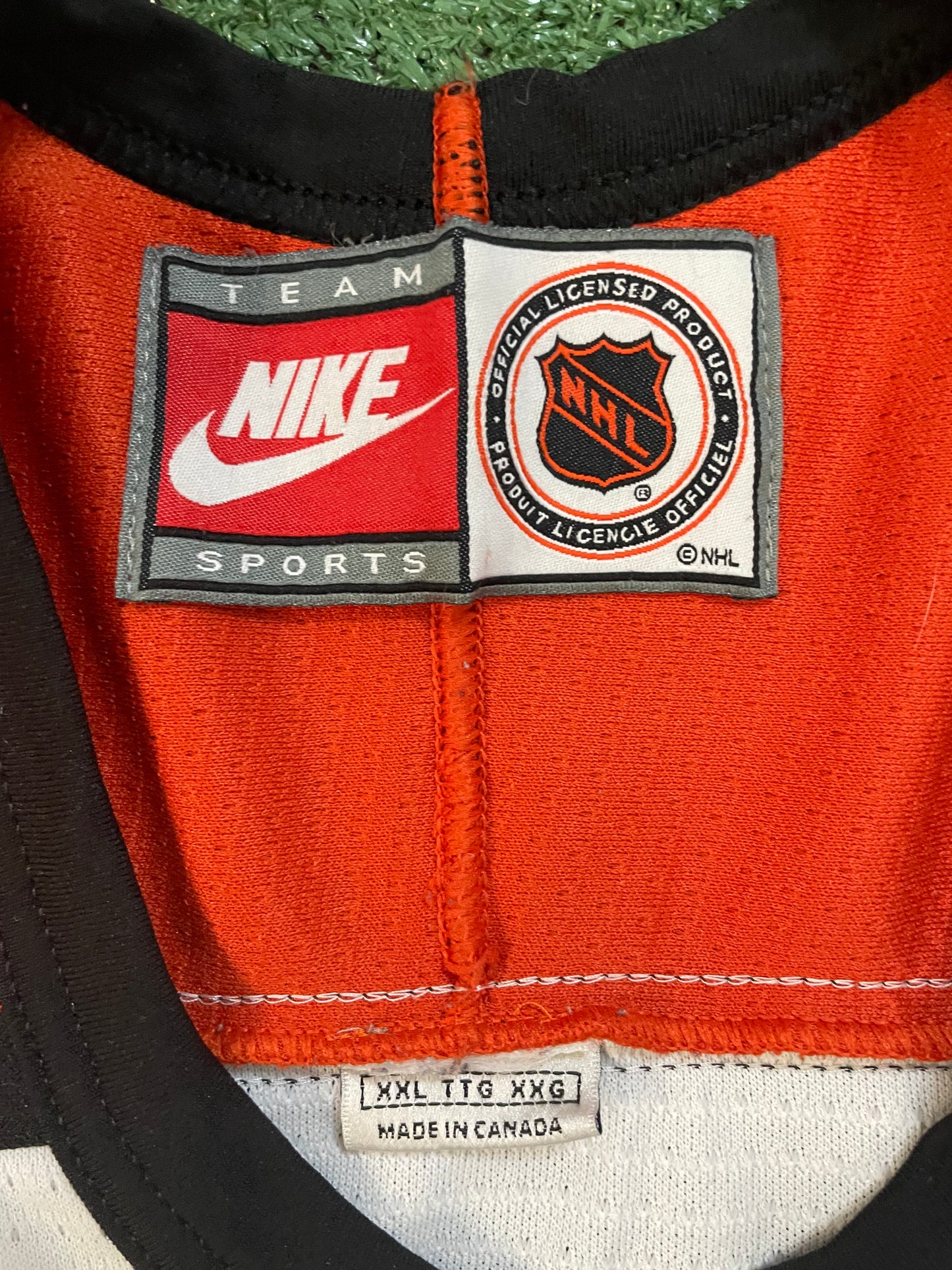 Vintage 1990s Philadelphia flyers hockey jersey