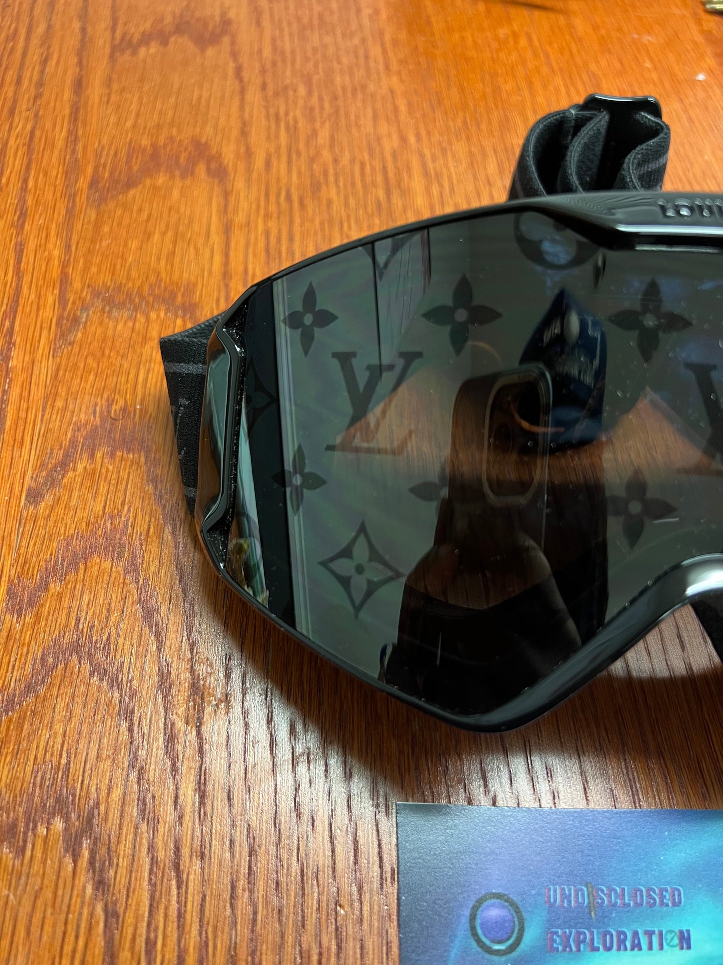 Louis Vuitton LV snowboard ski mask goggles black