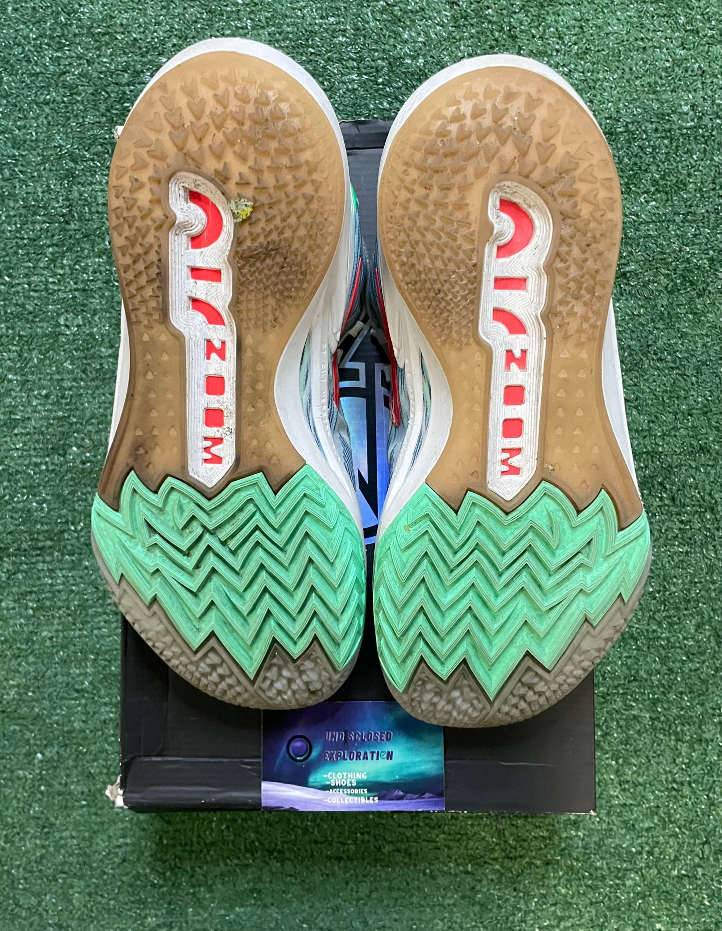 Nike Zoom Gt cut 2 leche blue green glow size 9men/10.5women