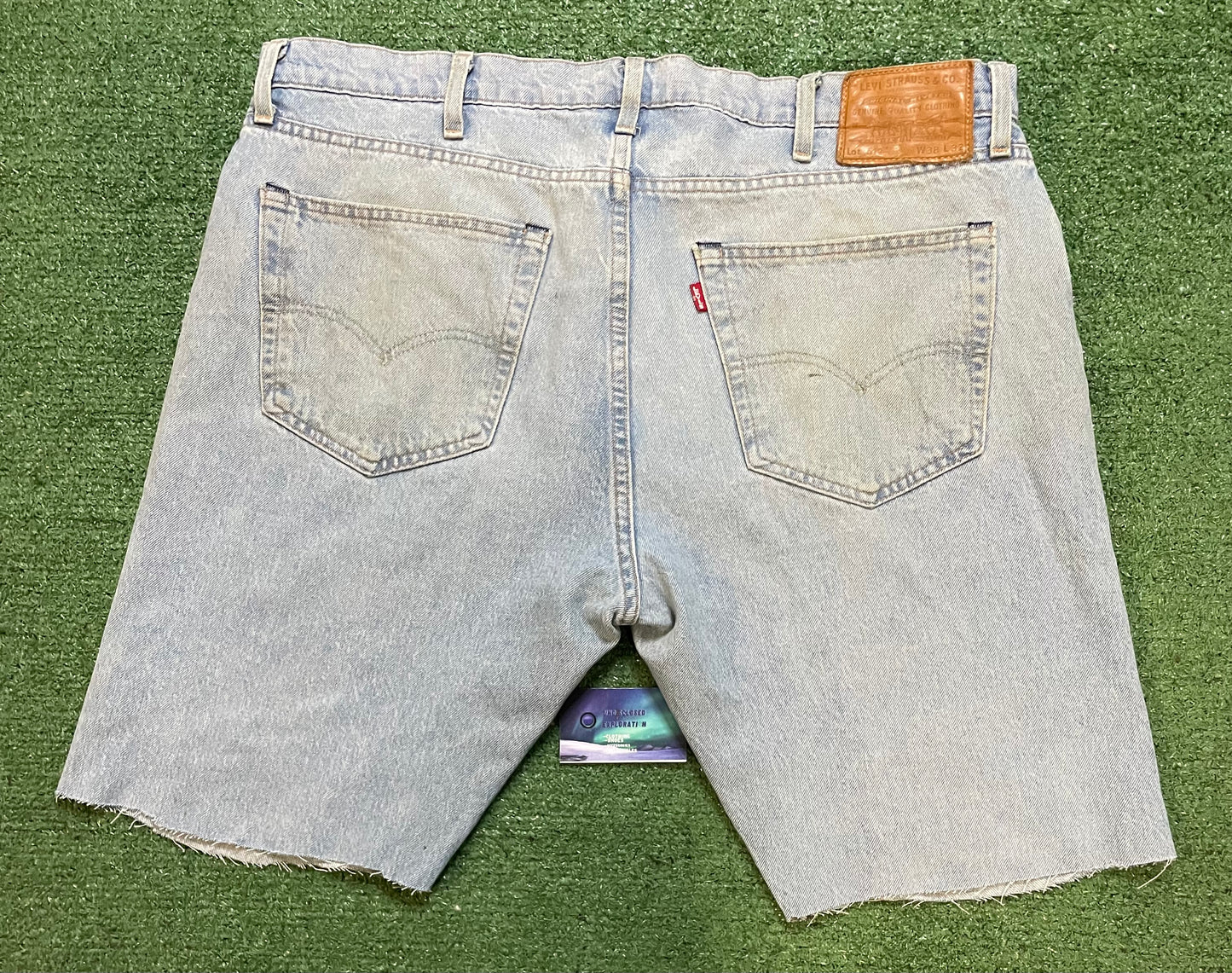 Levi light wash Jean shorts