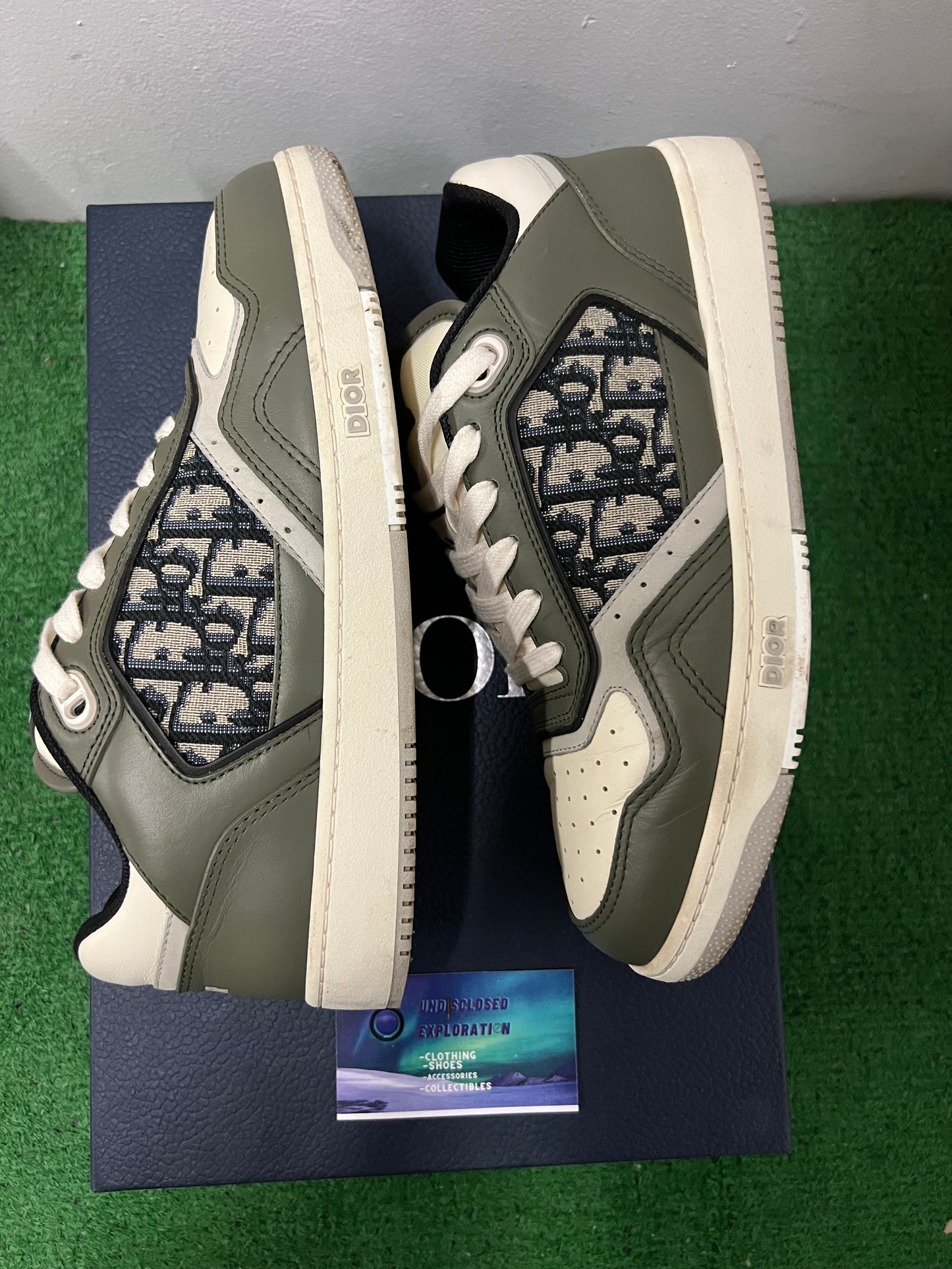 Dior B27 low olive size 9men/10.5women(EU 42)