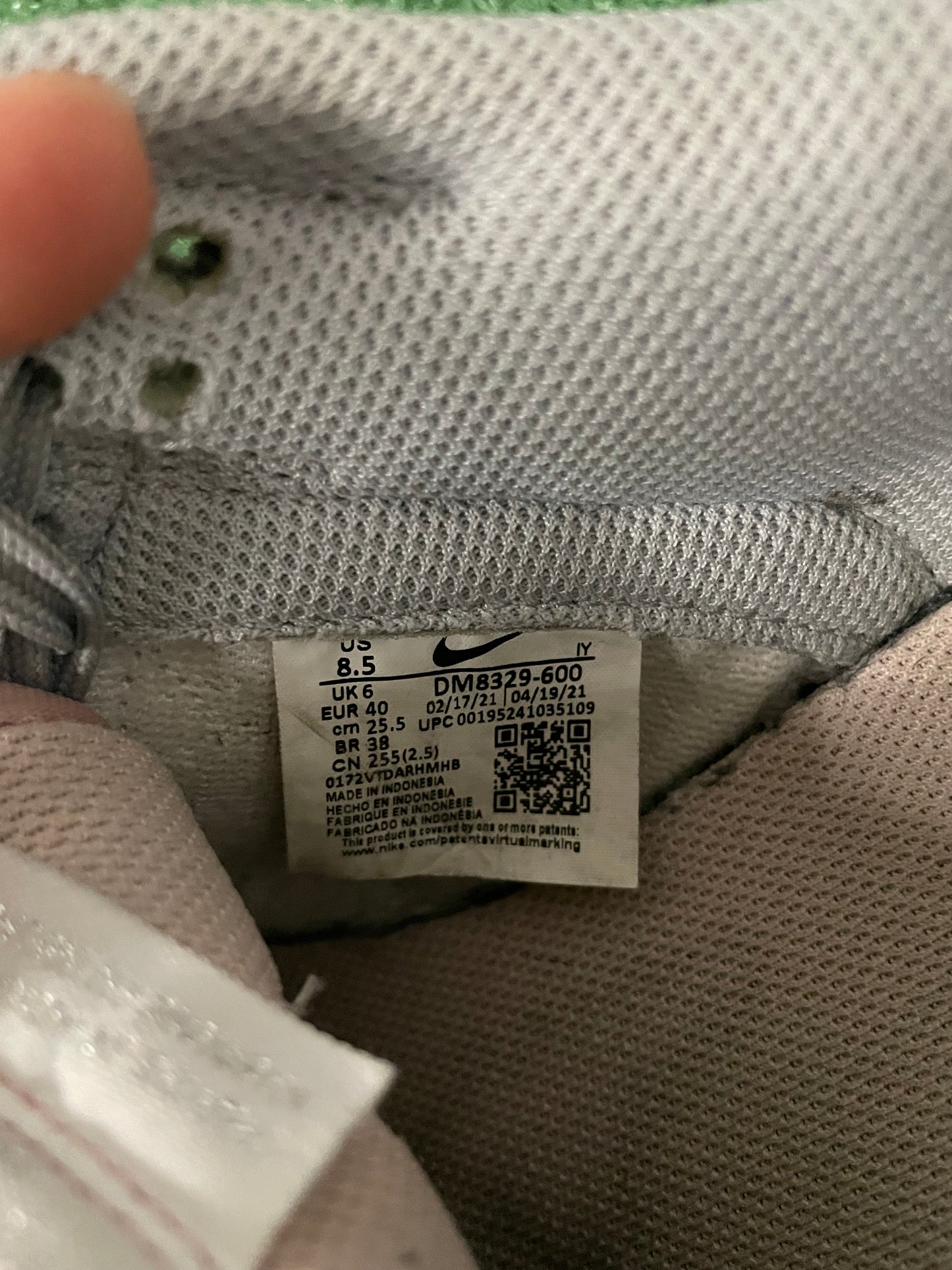 Nike Dunk low soft grey pink 7youth/8.5women