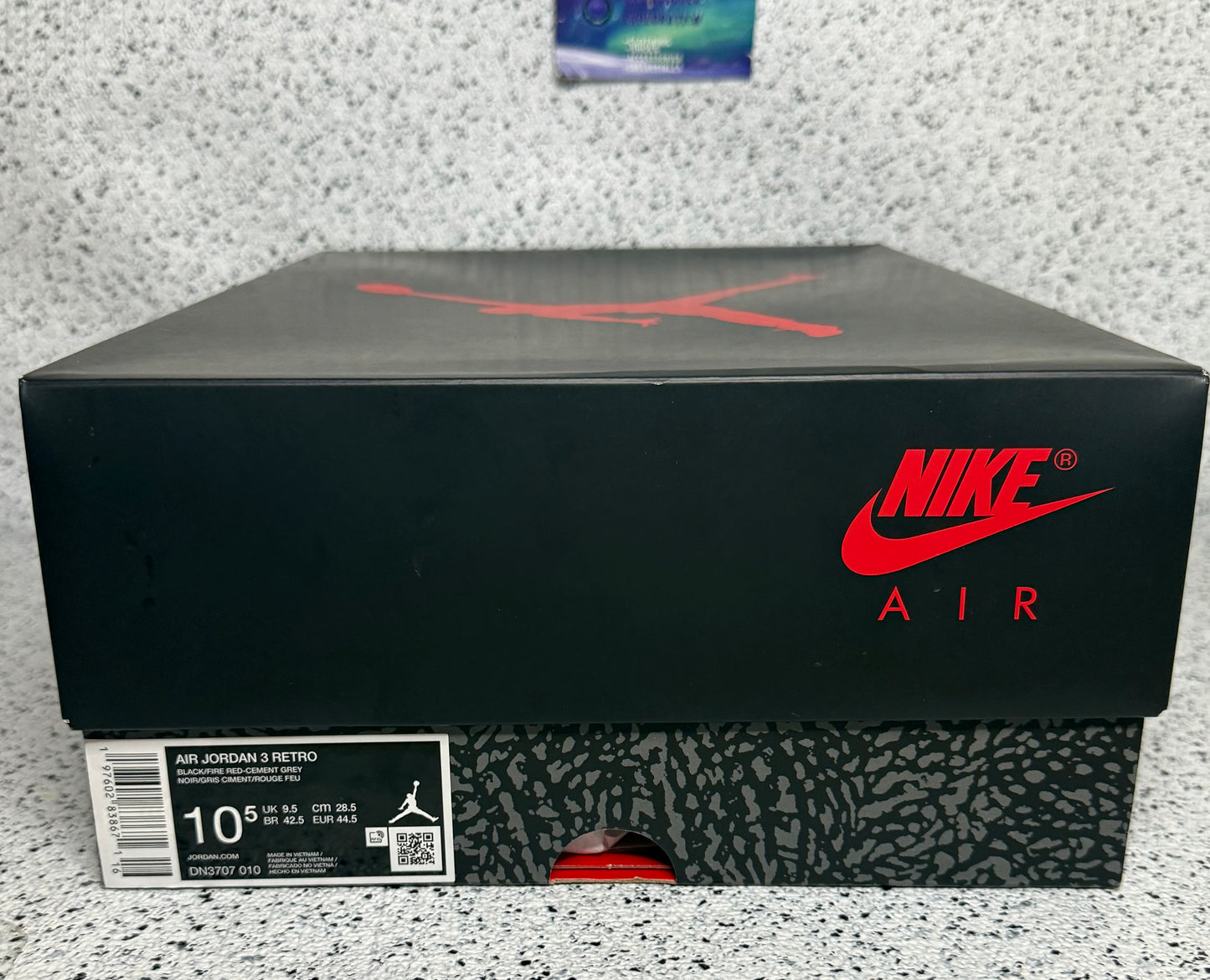 Jordan 3 Black Cement