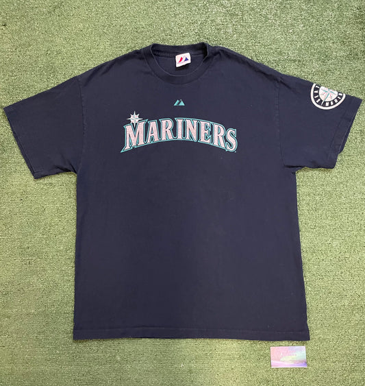 Vintage 2000s Ken Griffey #24 player tee