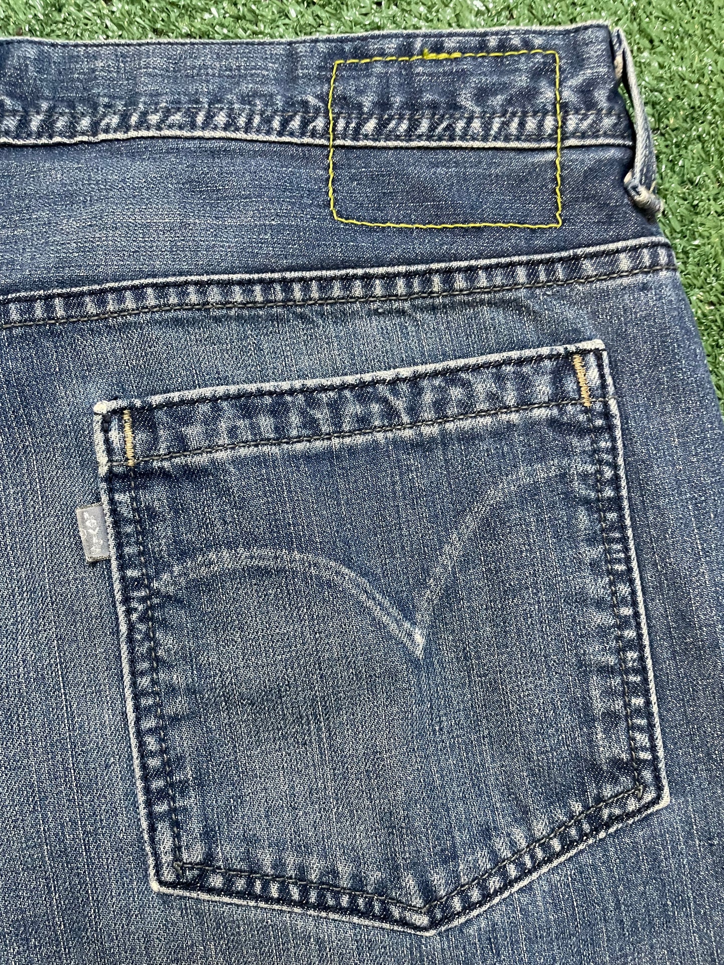 Vintage Levi silver tab jeans