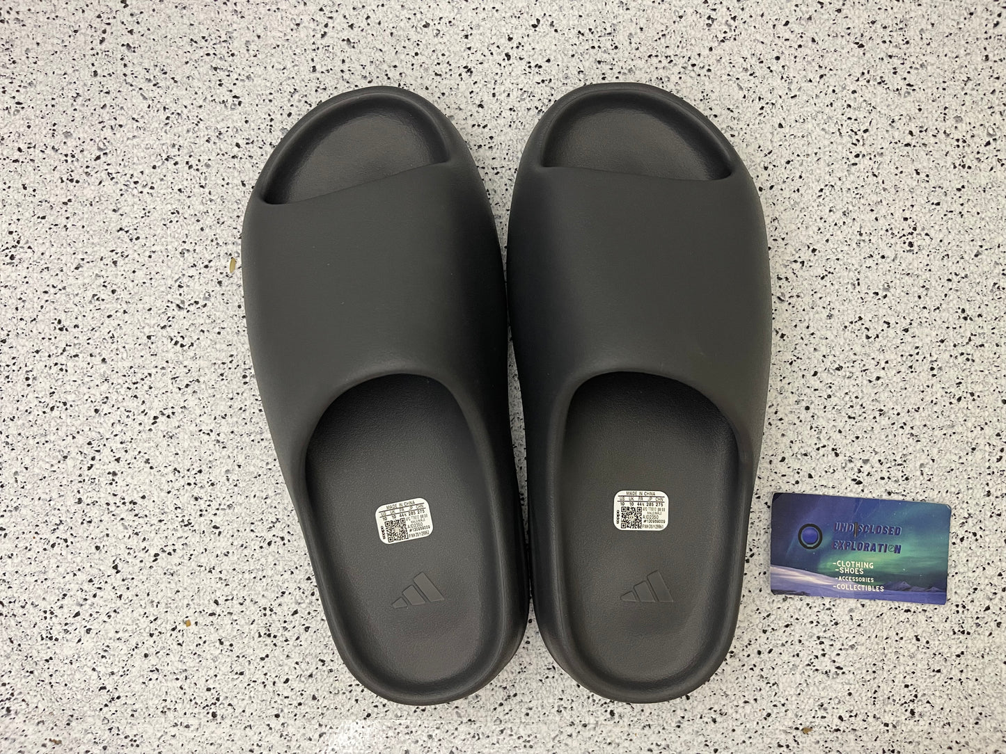 Yeezy Slide Slate Grey