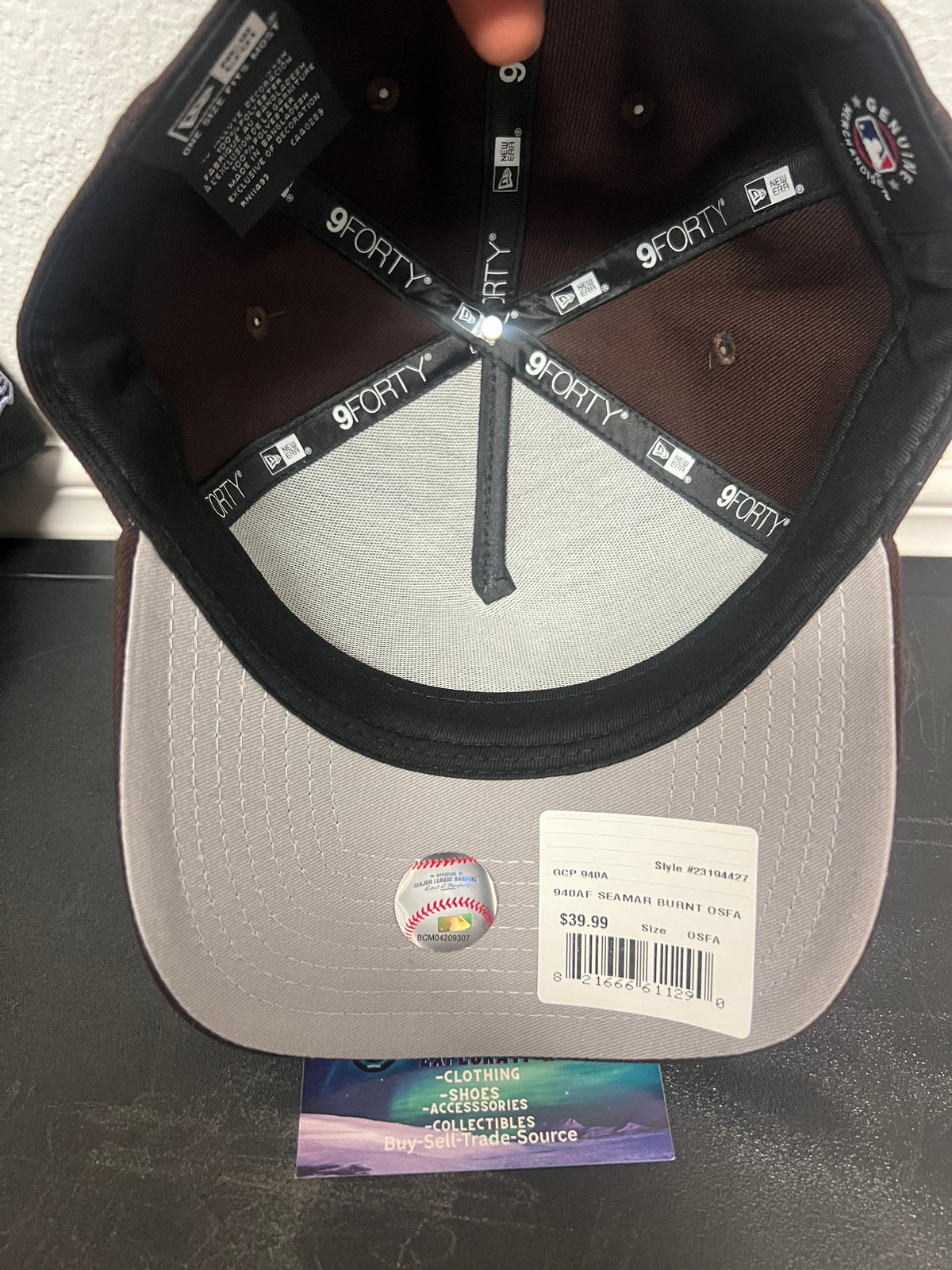 Seattle Mariners brown & red new era hat
