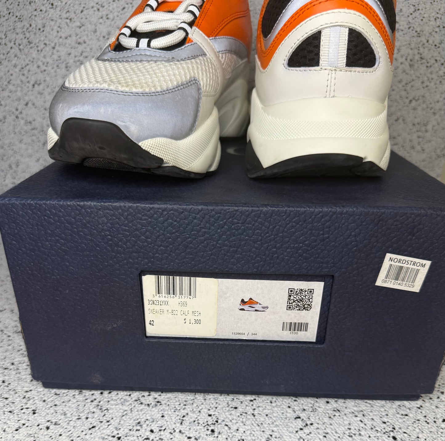 Dior B22 White Orange 9 Men/42 EU “Preowned”