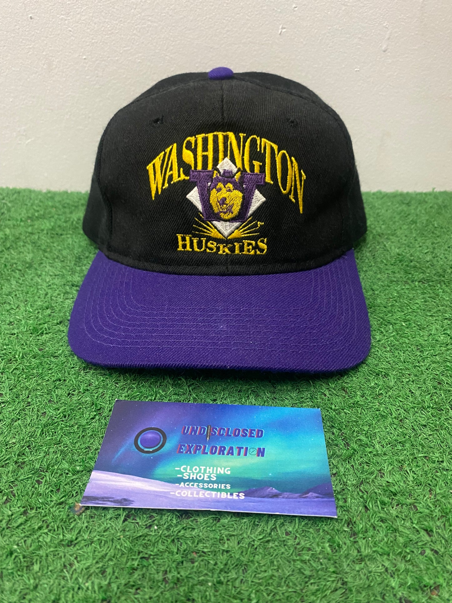 Vintage 1990s UW university of Washington huskies hat