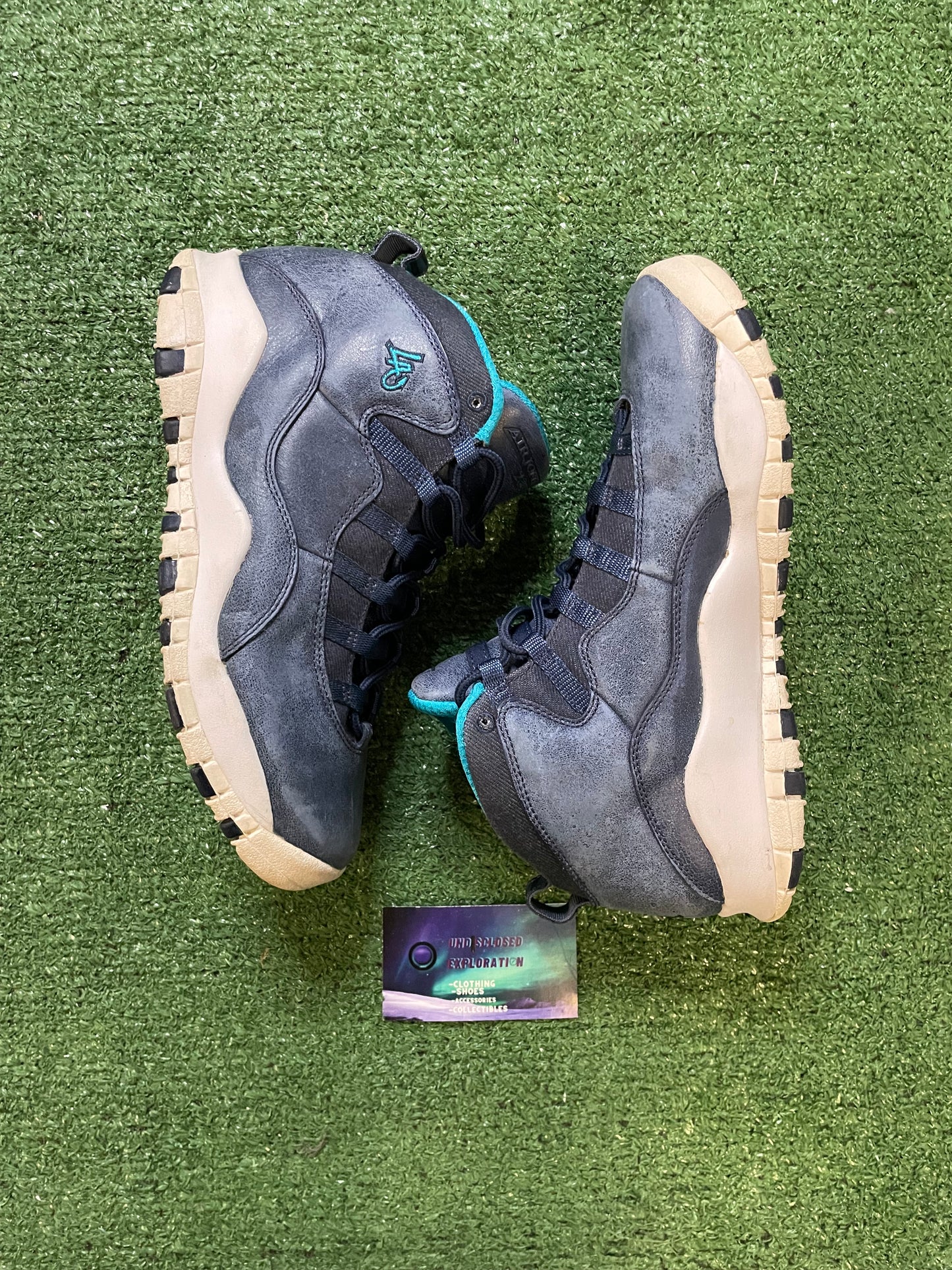Air Jordan 10 LA size 7youth/8.5women