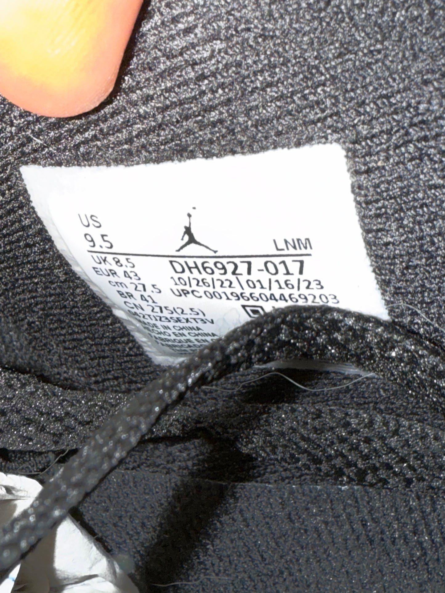 Jordan 4 Thunder