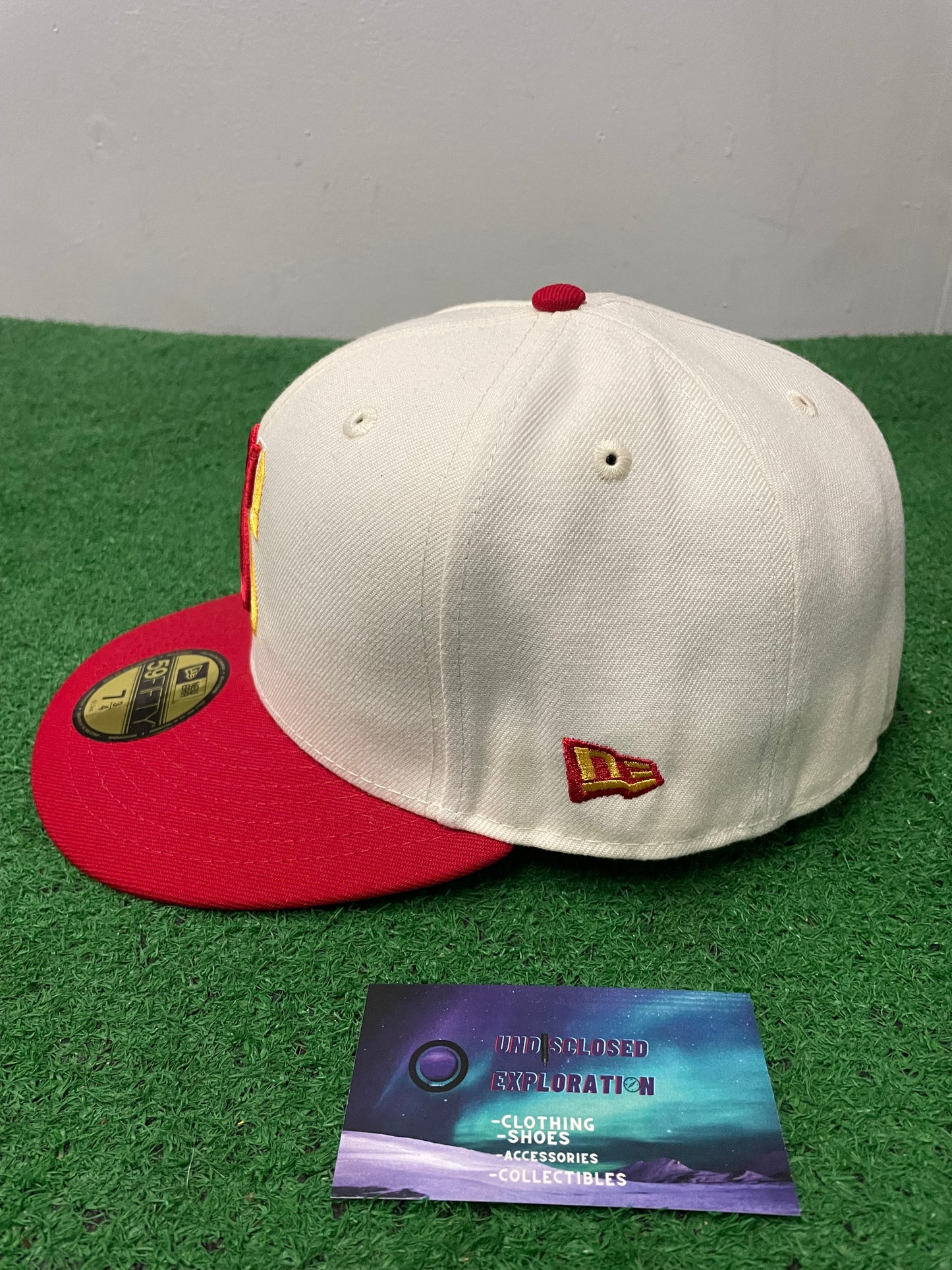 Seattle Mariners red and gold 30th anniversary patch new era hat