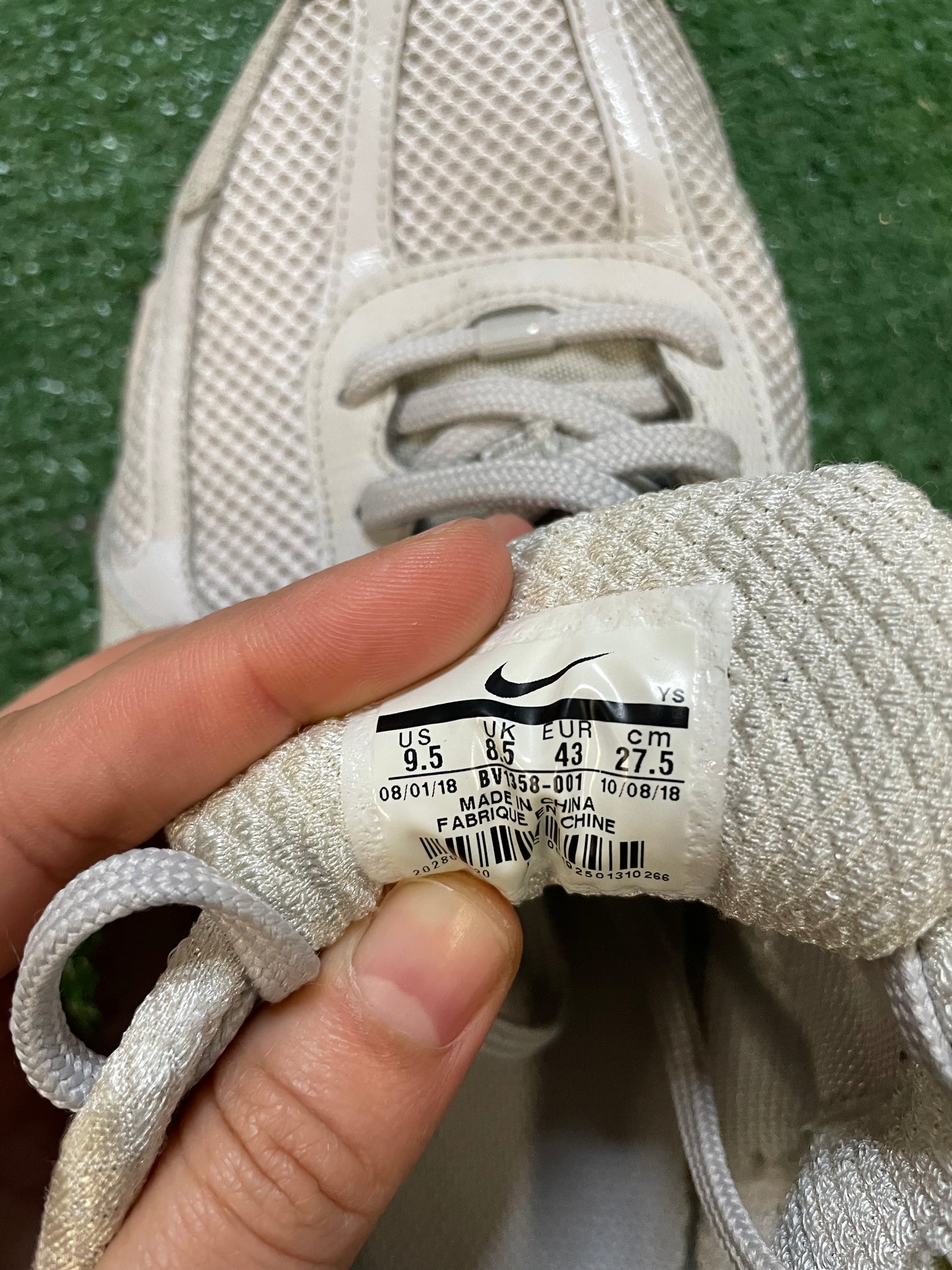 Nike Vomero 5 vast grey size 9.5men/11women