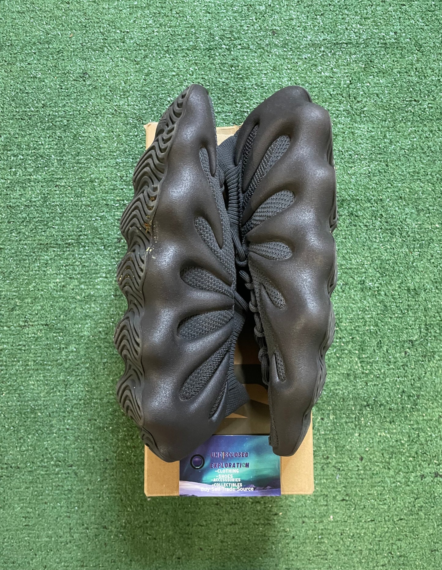 Adidas Yeezy 450 Utility black size 9.5men/11women