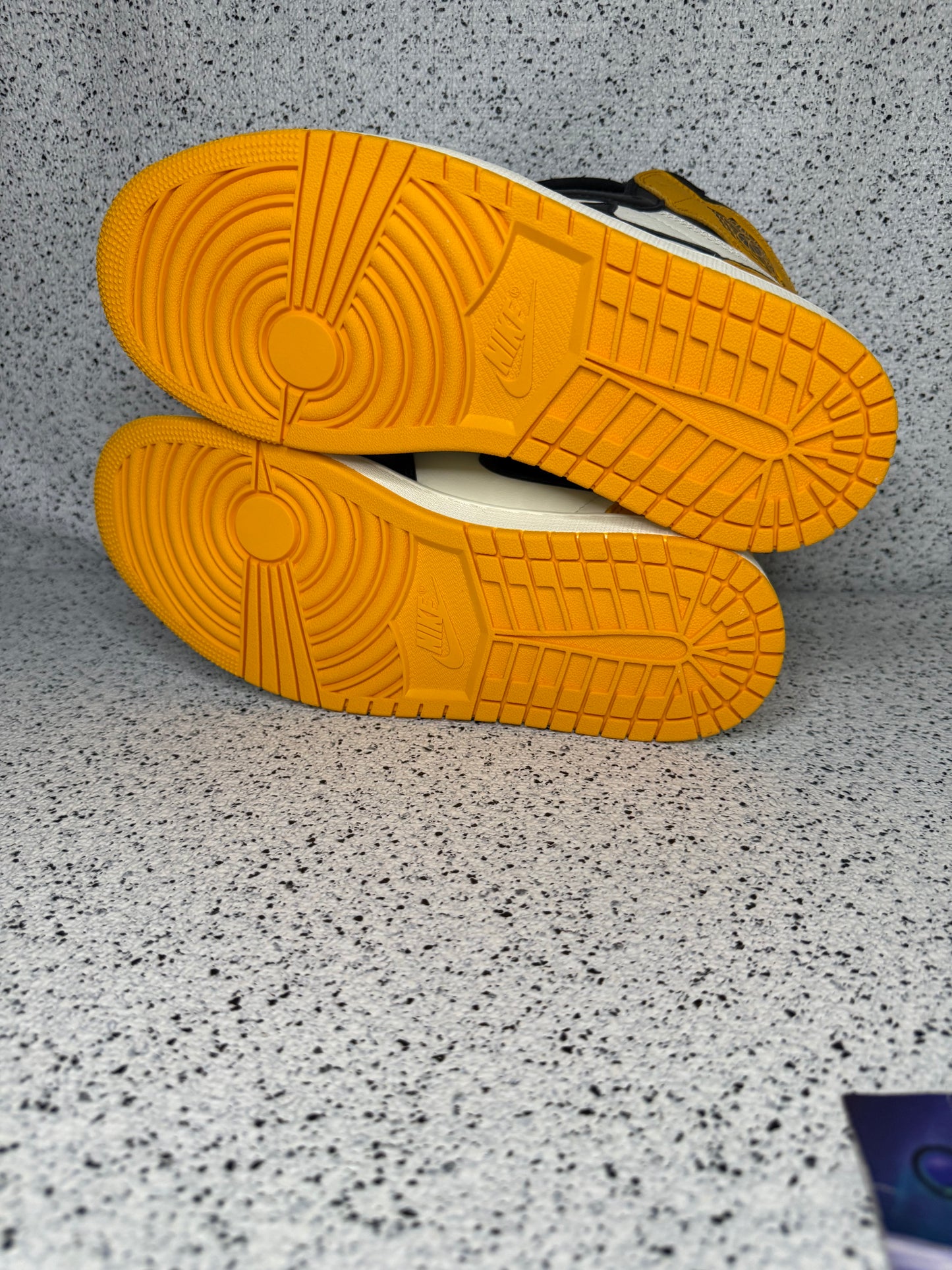 Jordan 1 Yellow Toe Taxi