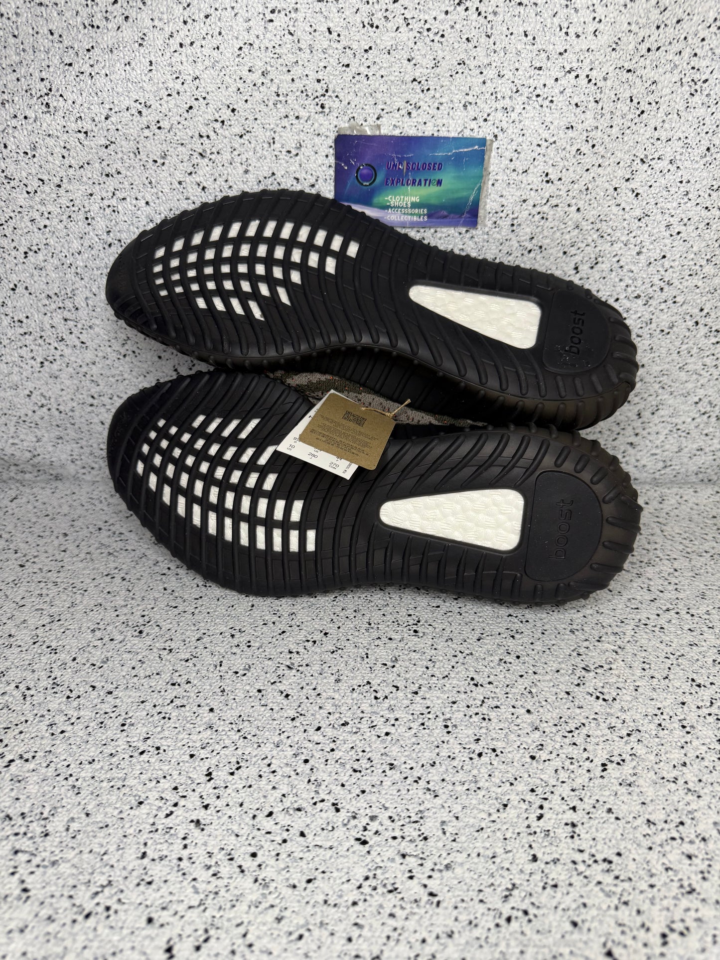 Yeezy 350 Carbon Beluga