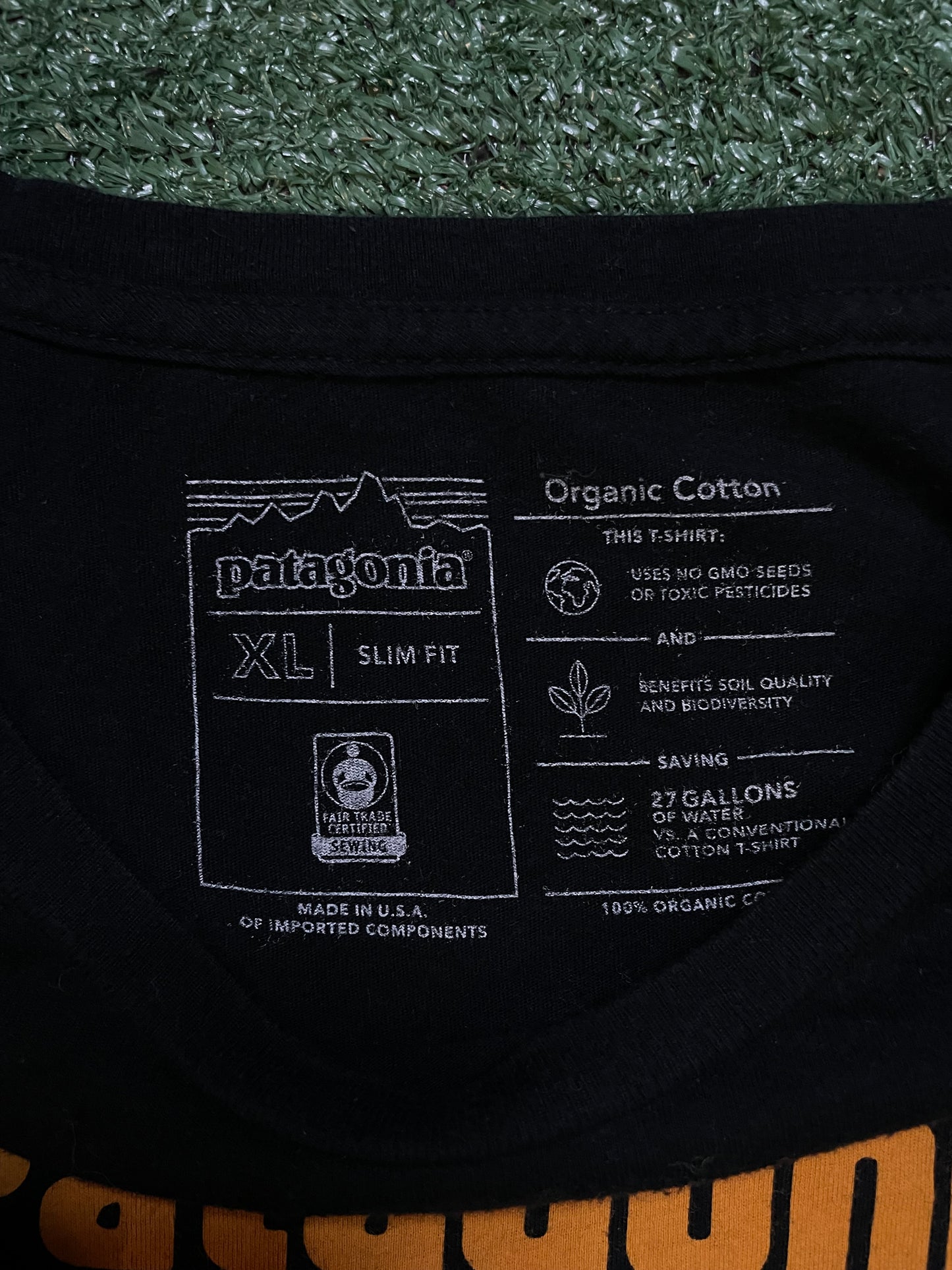 Patagonia Portland black tee