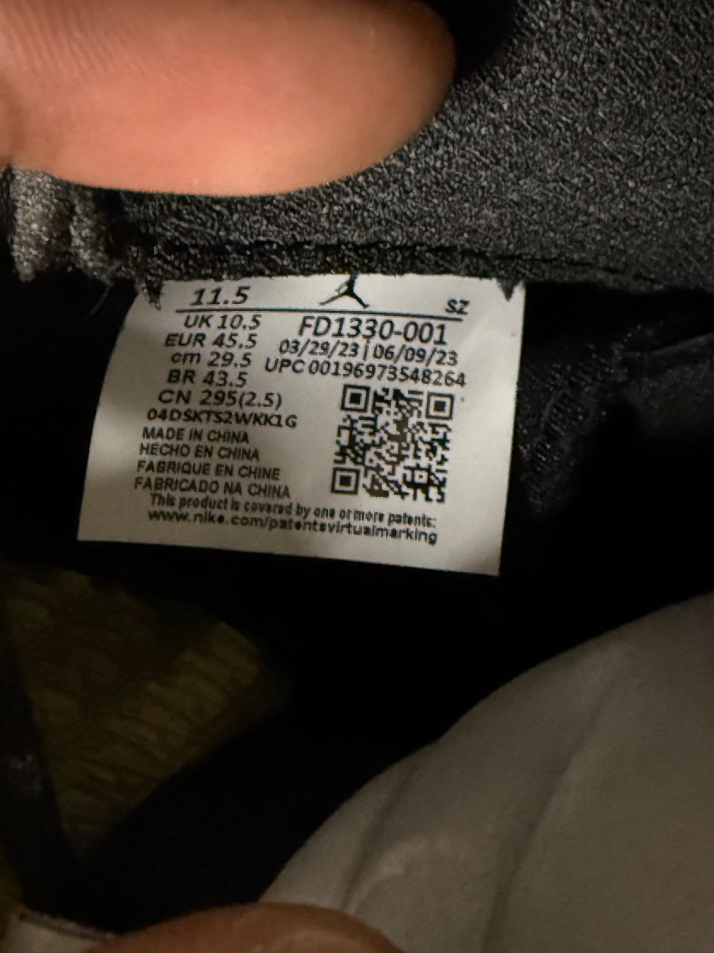 Jordan 5 A Ma Maniere Dusk 11.5 Men/13 Women “Preowned”