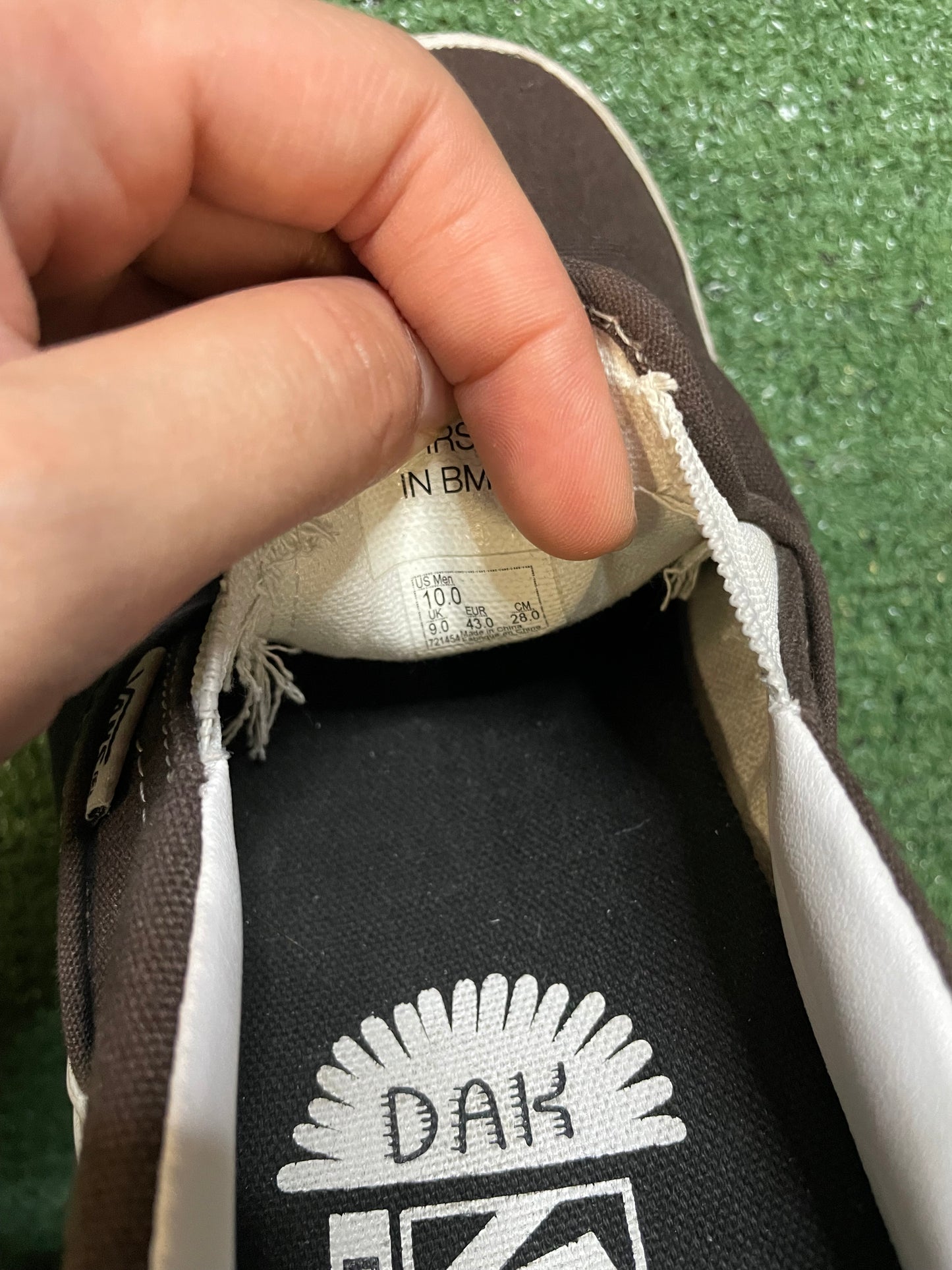 Vans Dakota Roche Slip-On size 10men/11.5women