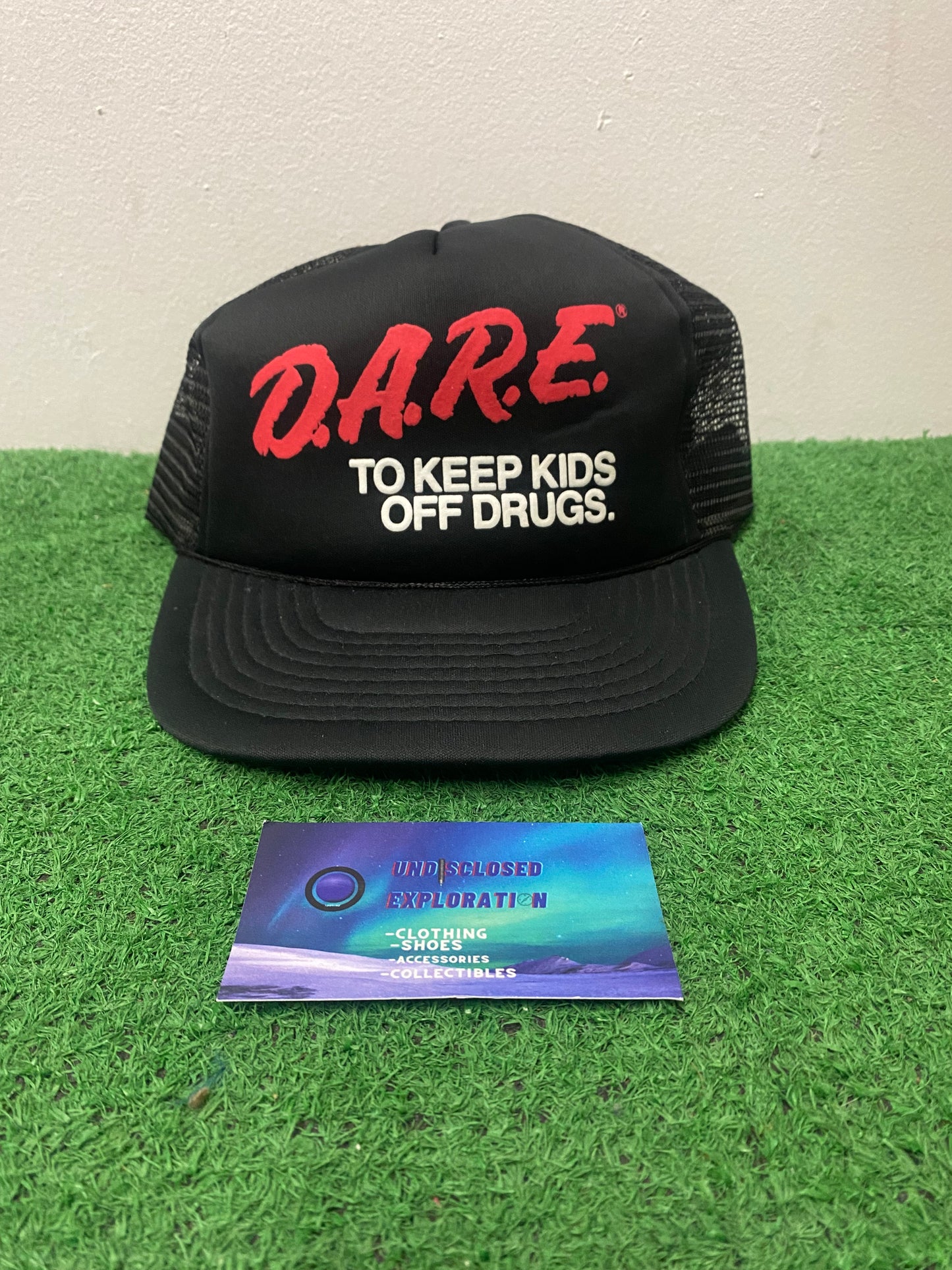 Vintage 1990s D.A.R.E to keep kids off drugs hat