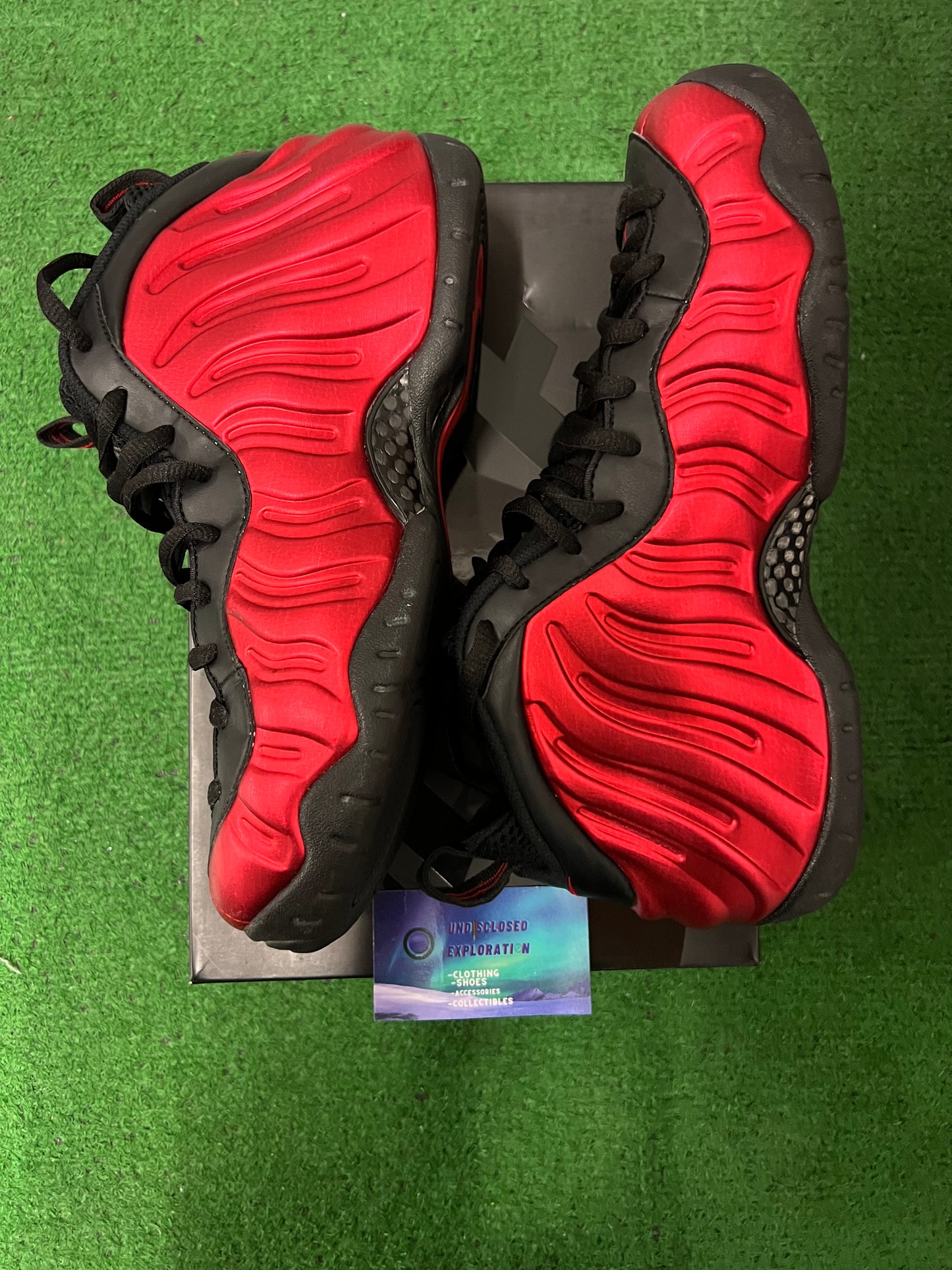 Nike air foamposite pro university red size 10men/11.5women